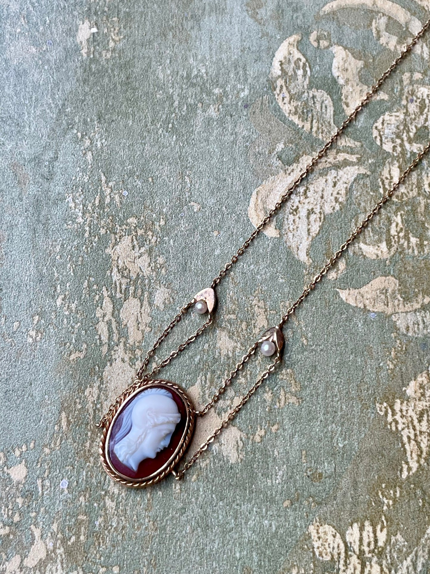 Elegante collana con cammeo, epoca vittoriana