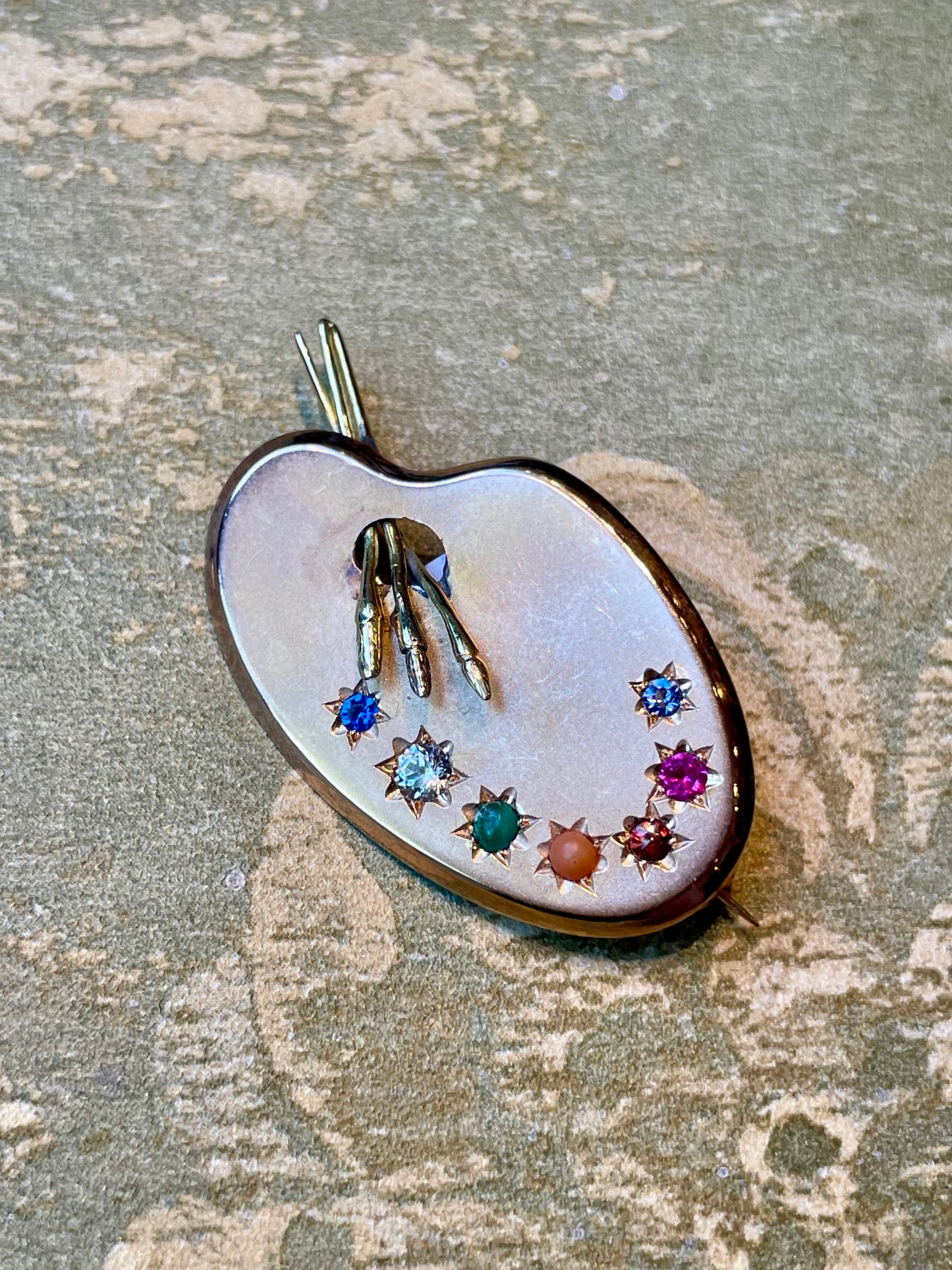 Spilla con tavolozza di colori, 19340/40