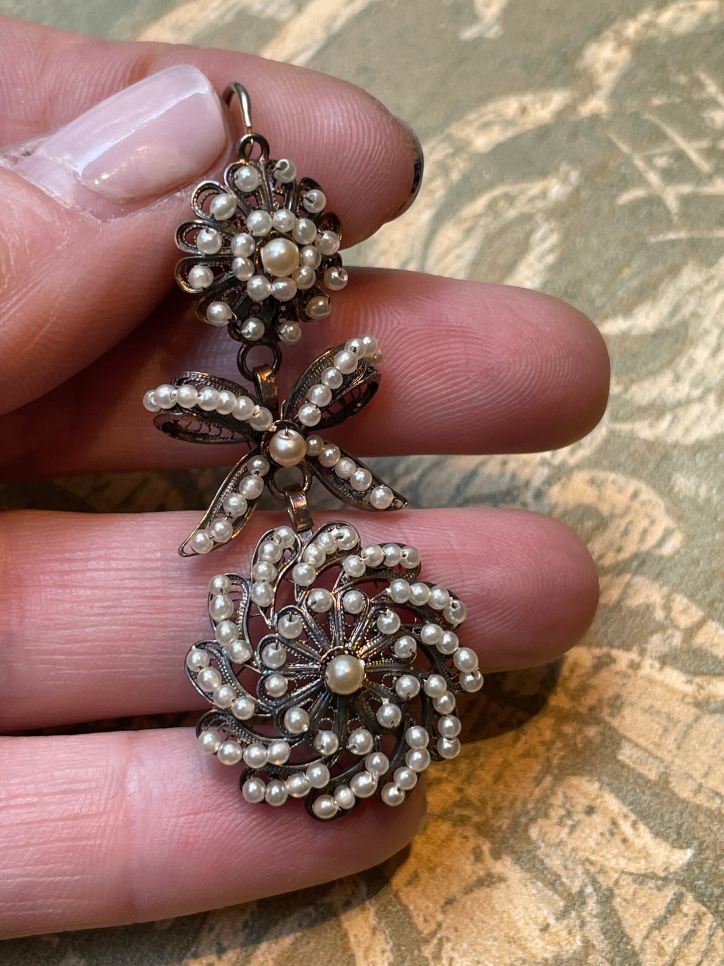 Orecchini con perle di vetro e vermeil, fine ‘700