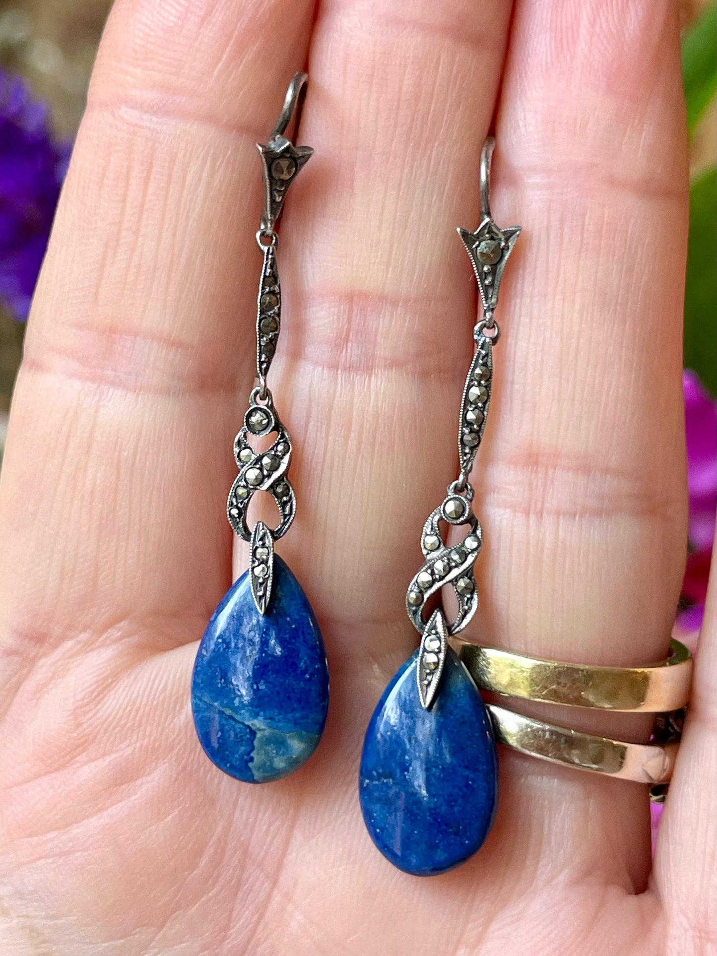 Eleganti orecchini Art Deco con gocce di lapislazzuli