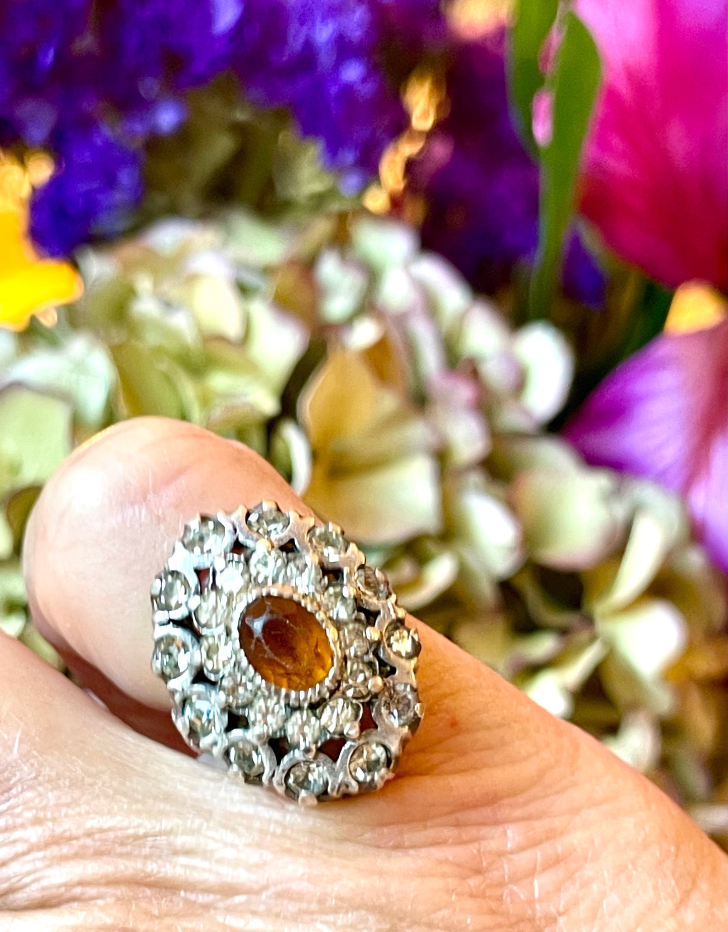 Indimenticabile anello in argento con topazio, anni ‘50