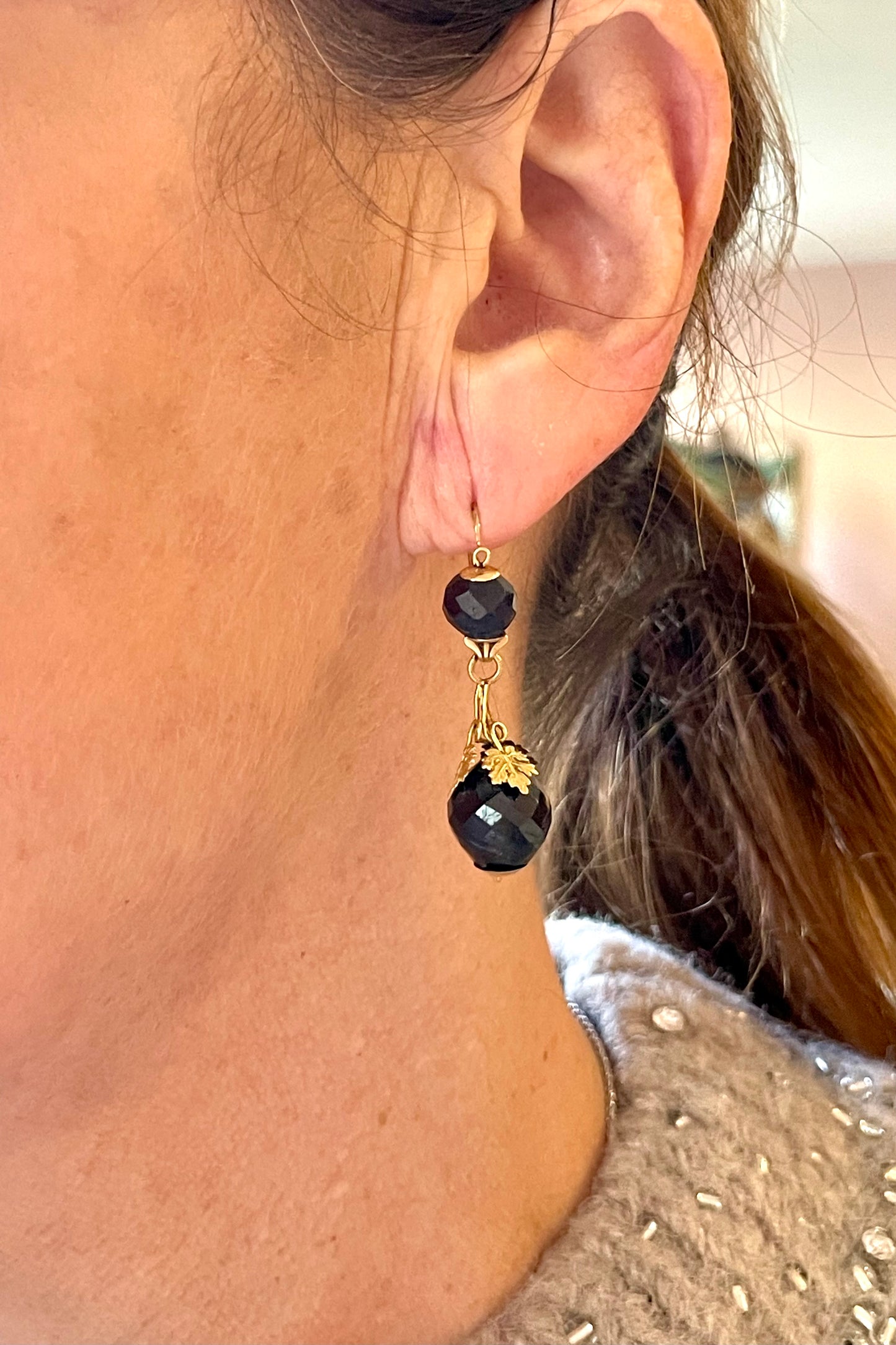 Romantici orecchini Jour et Nuit in granati, epoca vittoriana