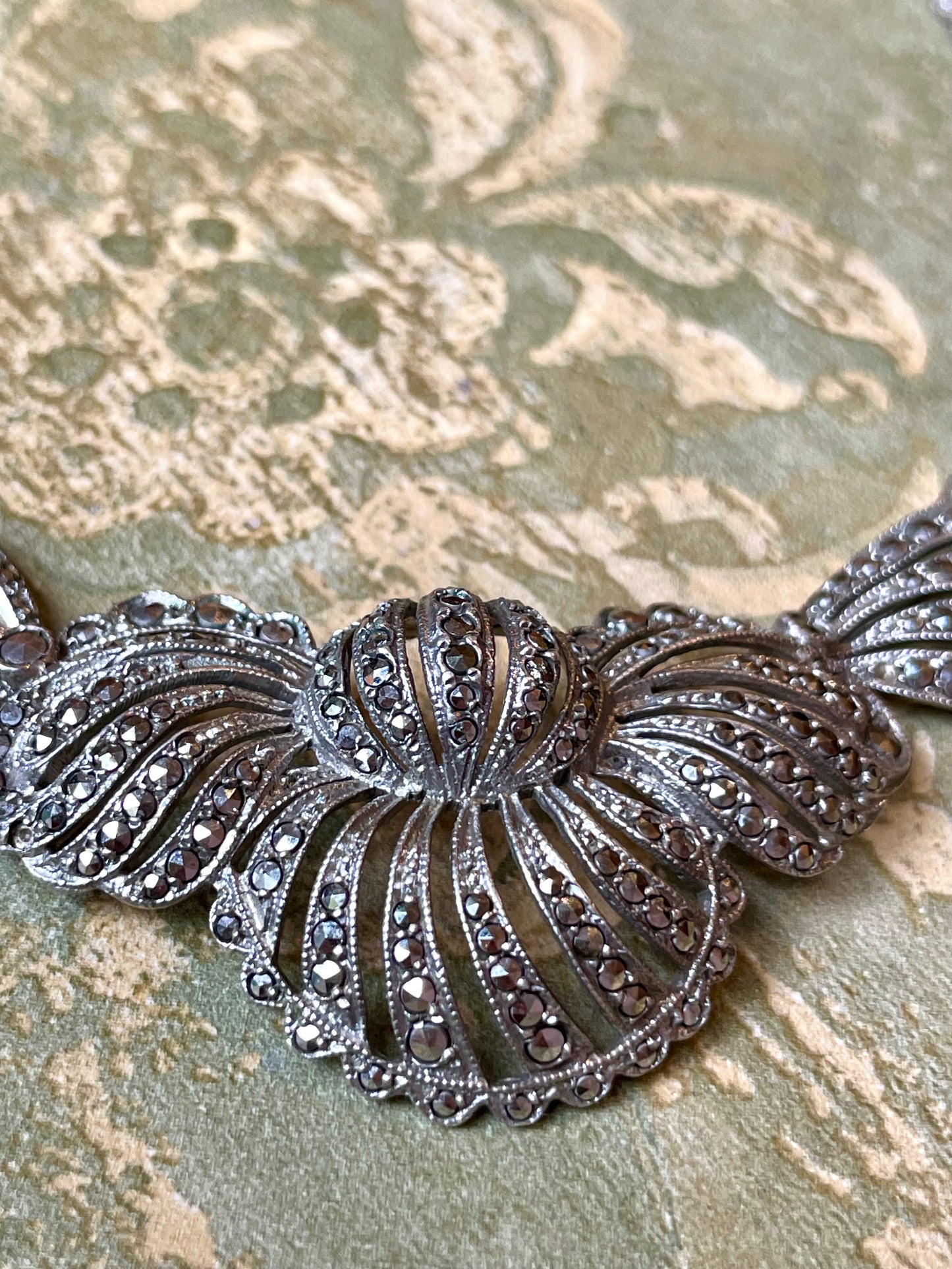 Stupenda collana in argento e marcassite, anno ‘40/50