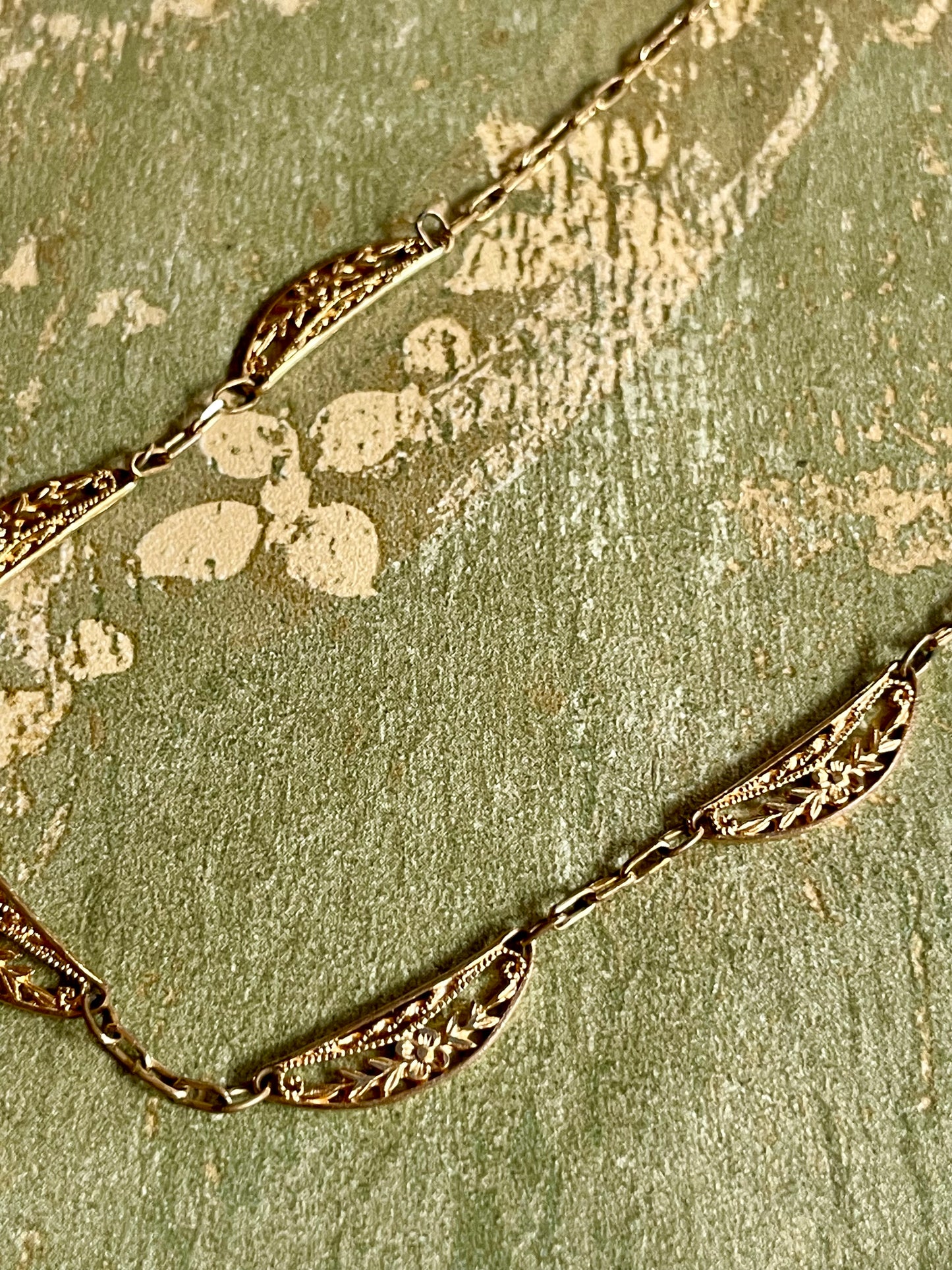 Romantica collana Art Nouveau