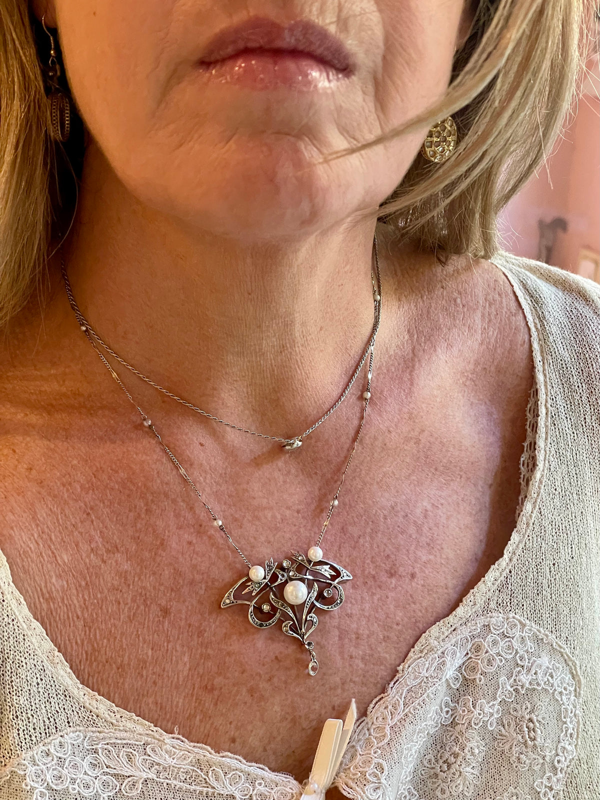 Incantevole collana Lavalier in argento e perle, Art Nouveau