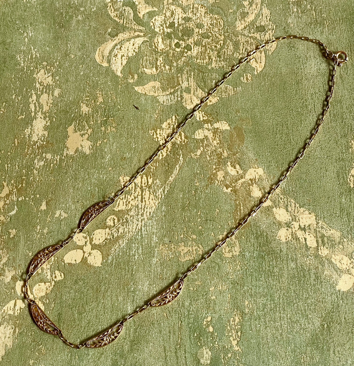 Romantica collana Art Nouveau