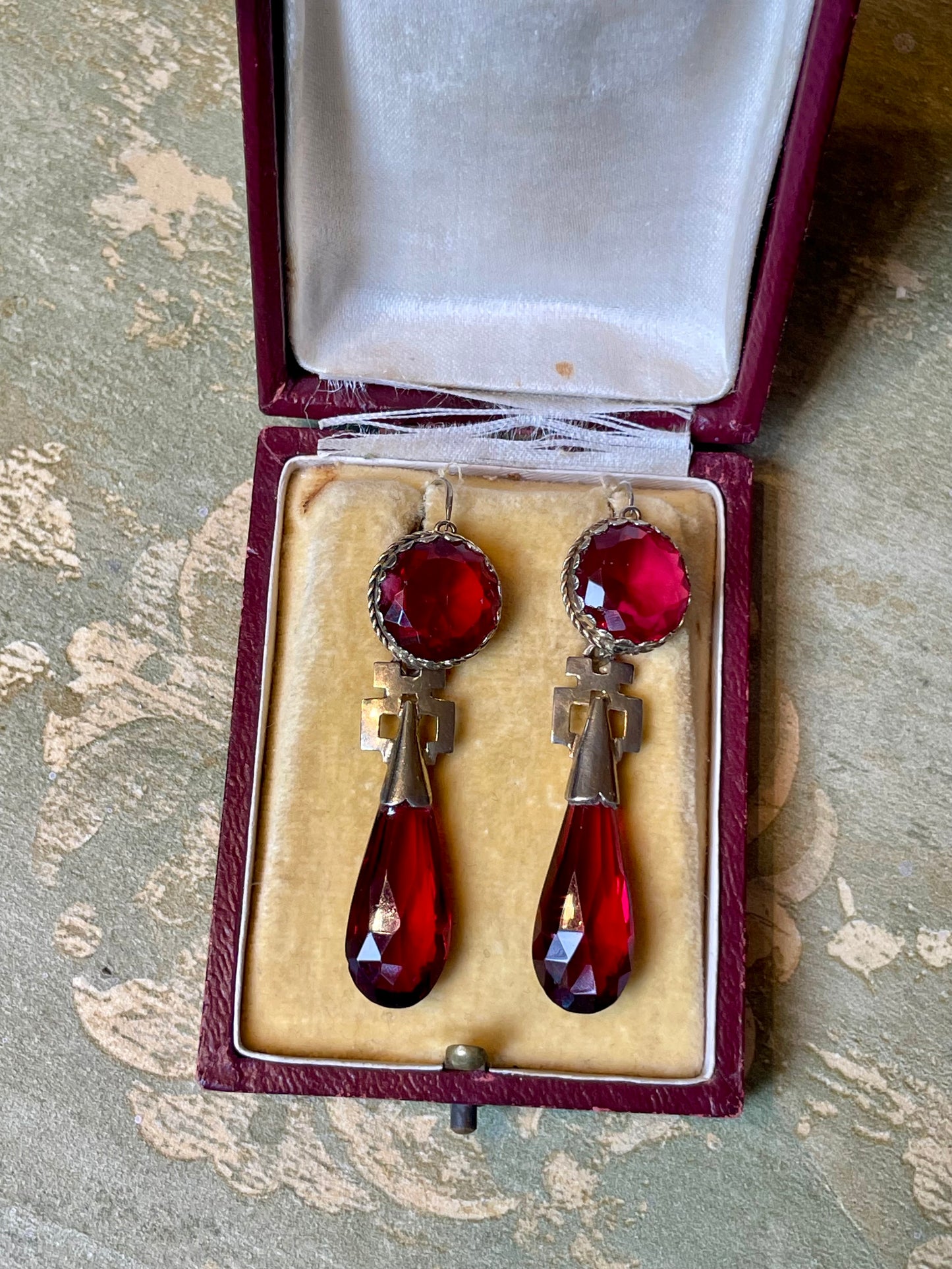 Meravigliosi orecchini Drop in paste e vermeil, 1810/20