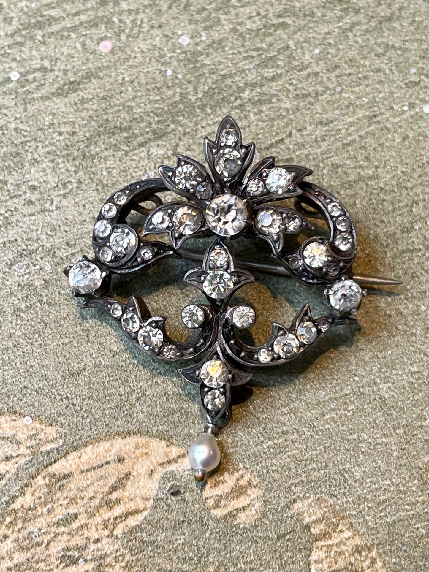 Spilla e pendente in paste e argento, Liberty