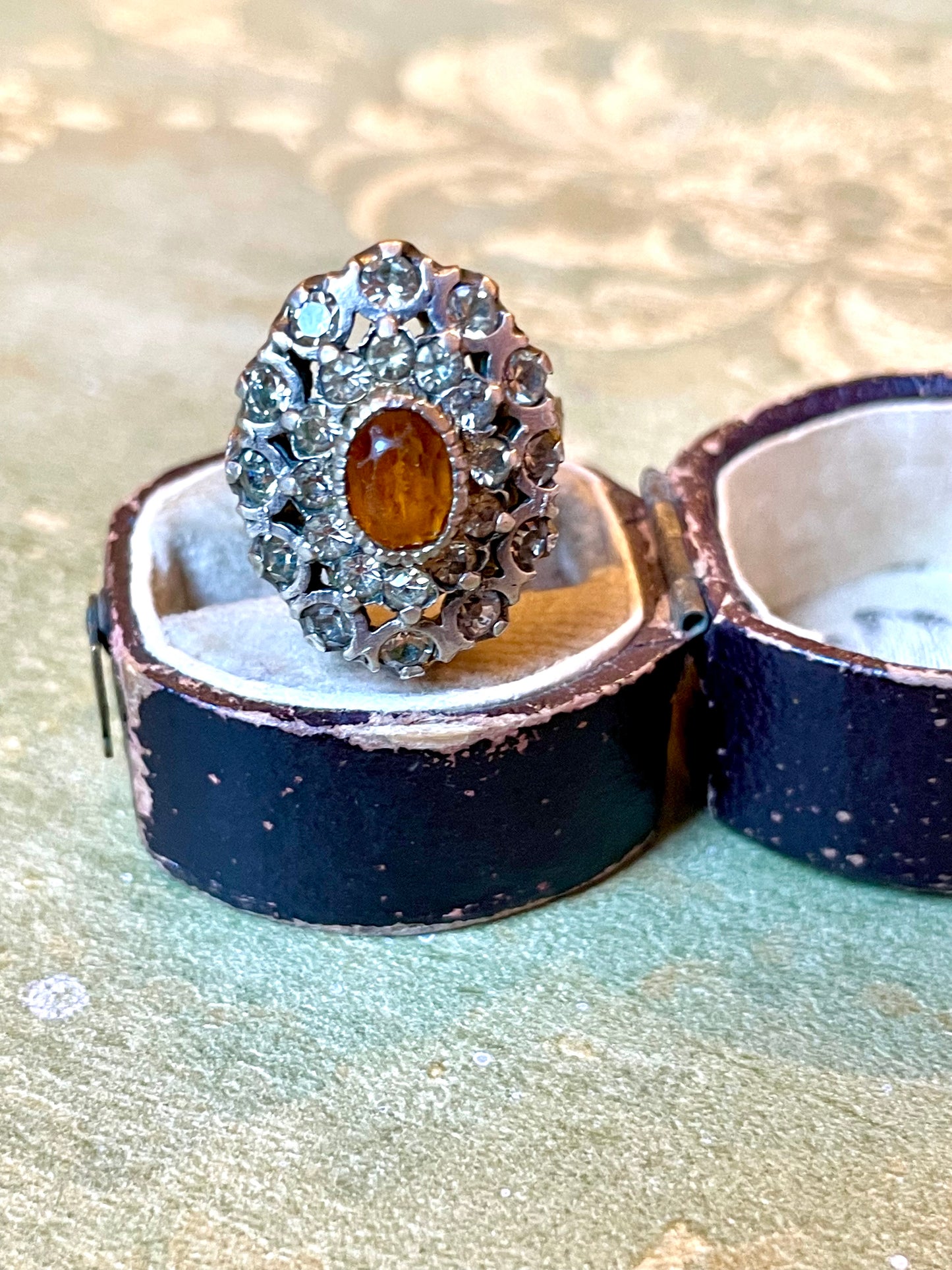 Indimenticabile anello in argento con topazio, anni ‘50