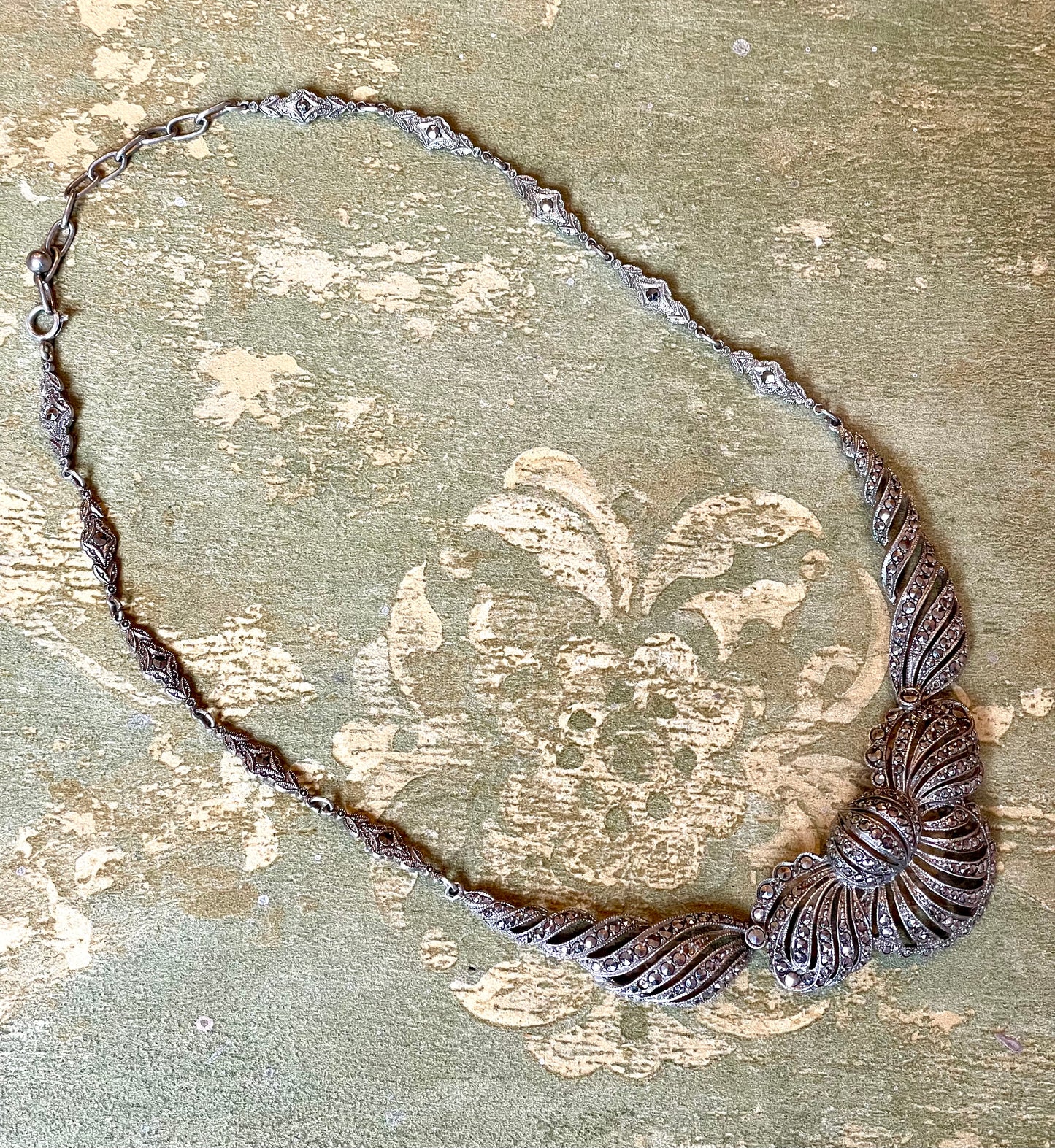 Stupenda collana in argento e marcassite, anno ‘40/50