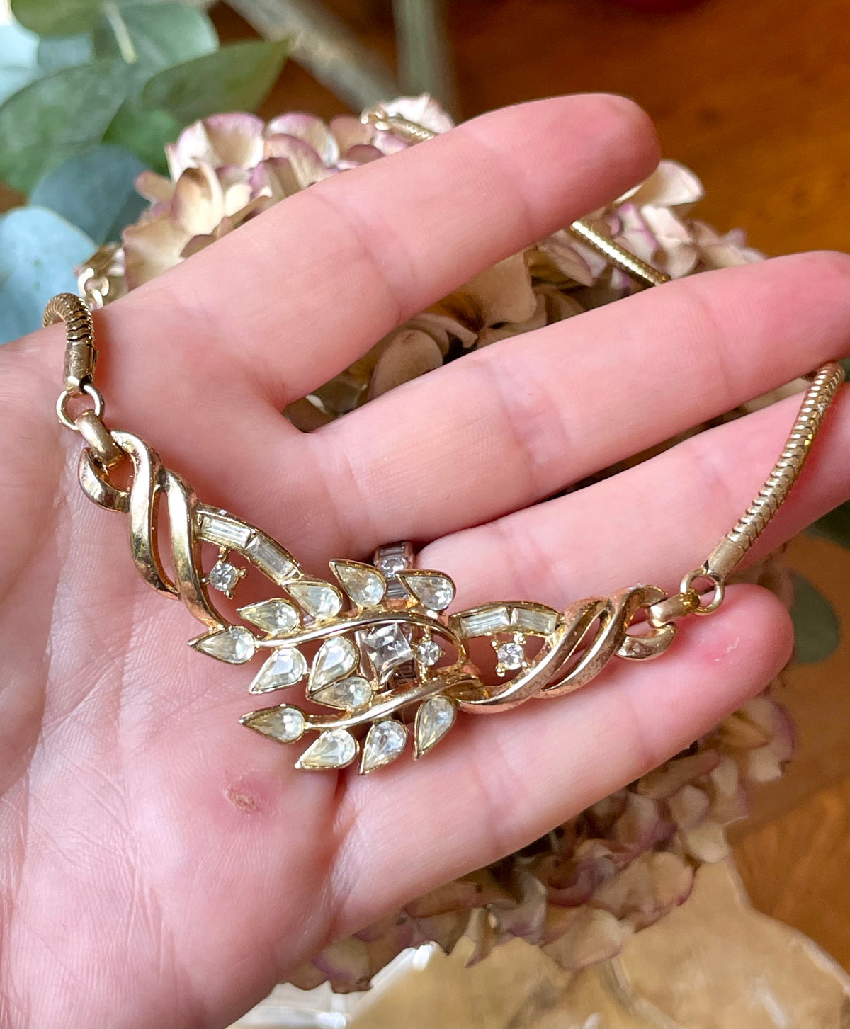 Luminosa collana girocollo, Trifari, anni ‘40/50