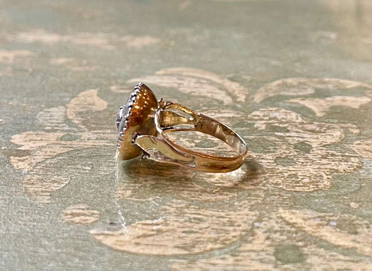 Anello cluster ring in oro giallo, argento e rosette di diamanti, epoca georgiana
