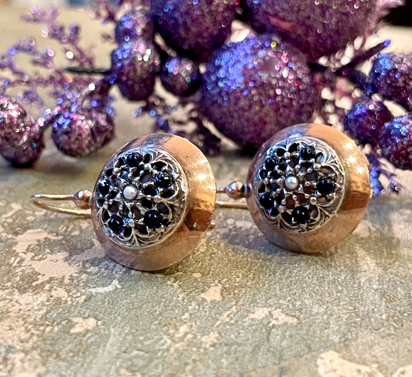 Orecchini in stile borbonico in argento rosa, anni ‘50