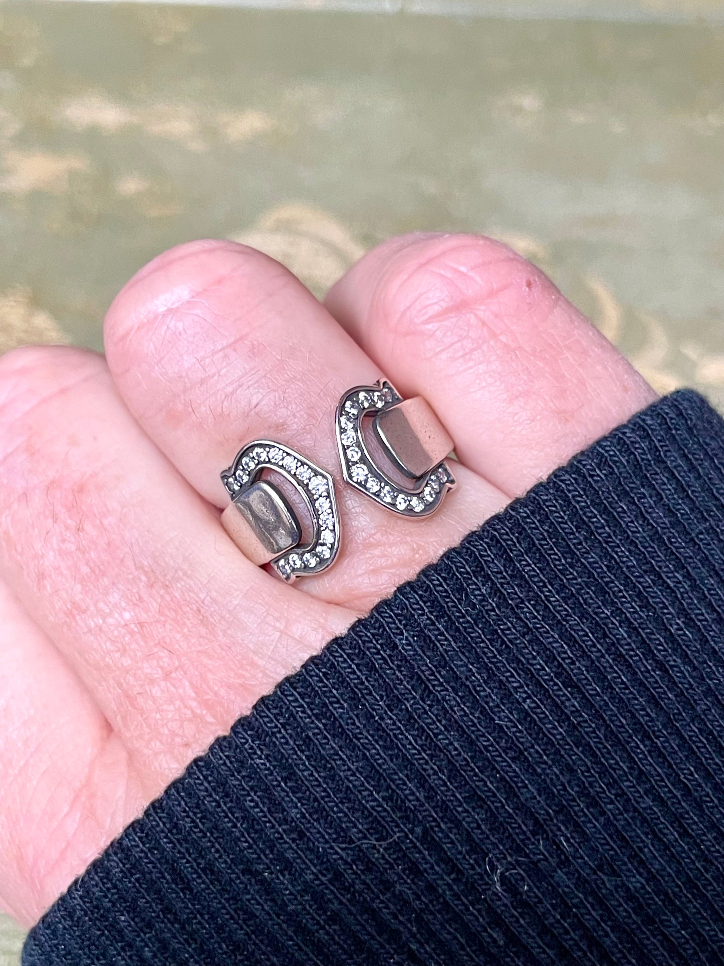 Anello a fascia in argento e zirconi, anni ‘80