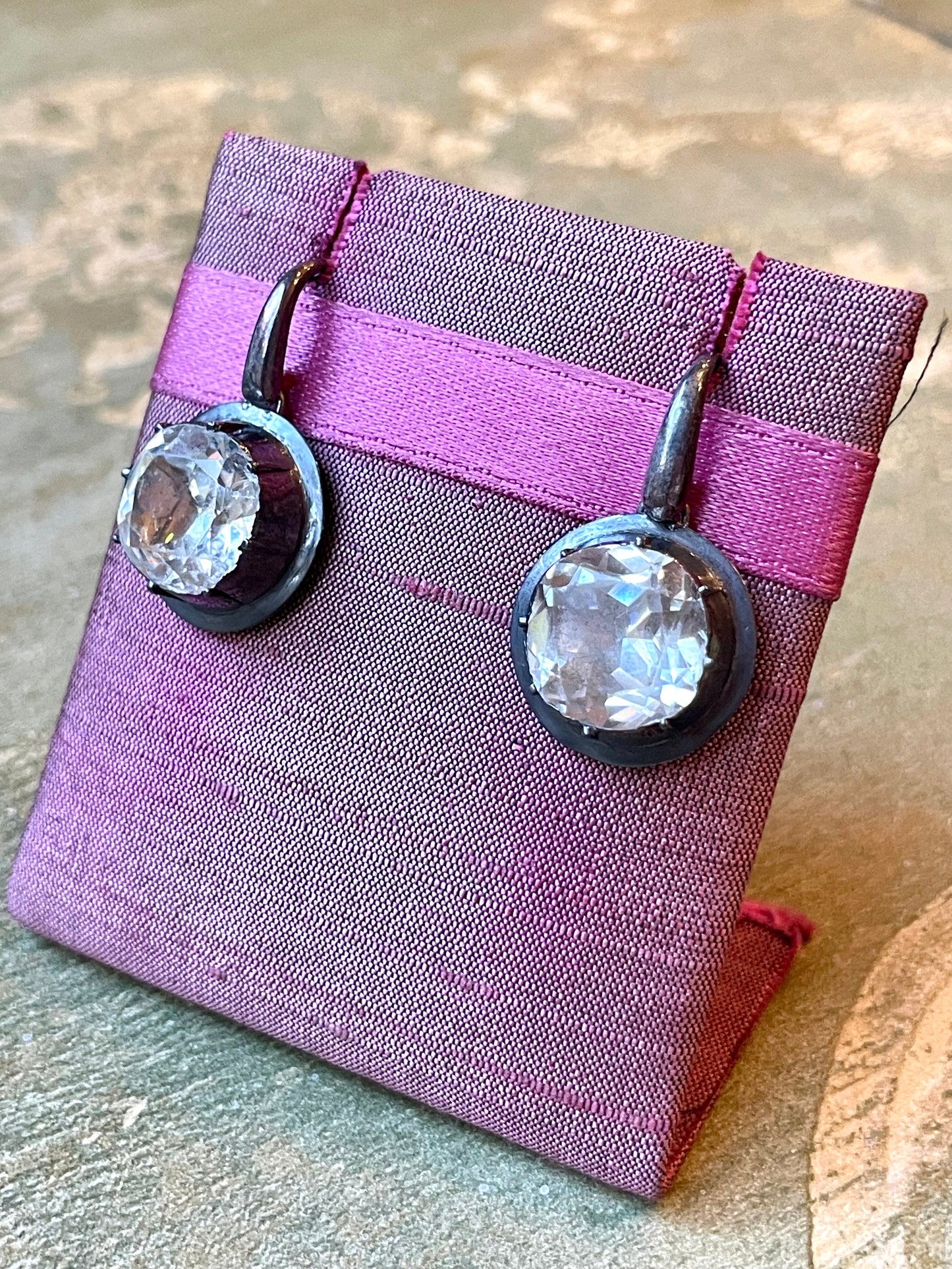 Magnifici orecchini in paste e argento, epoca edoardiana, 1900/1910