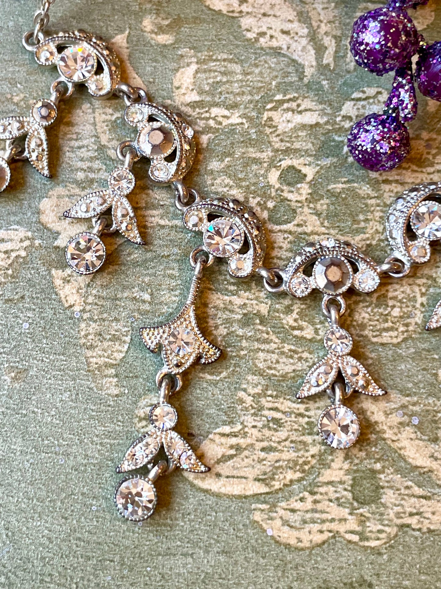 Collana a festoni con cristalli, anni ‘50