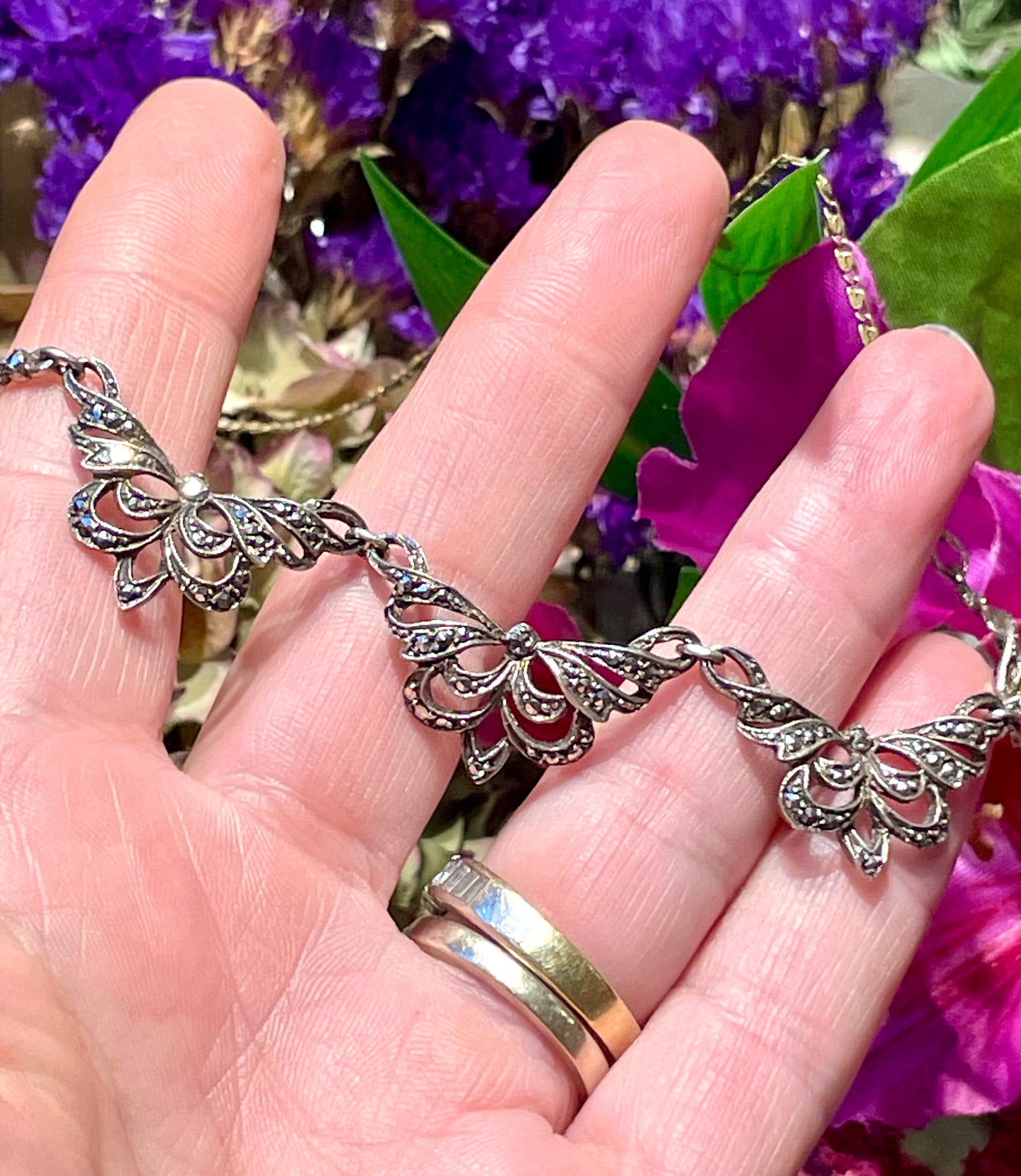 Stupenda collana in argento e marcassite, anni ‘30/40