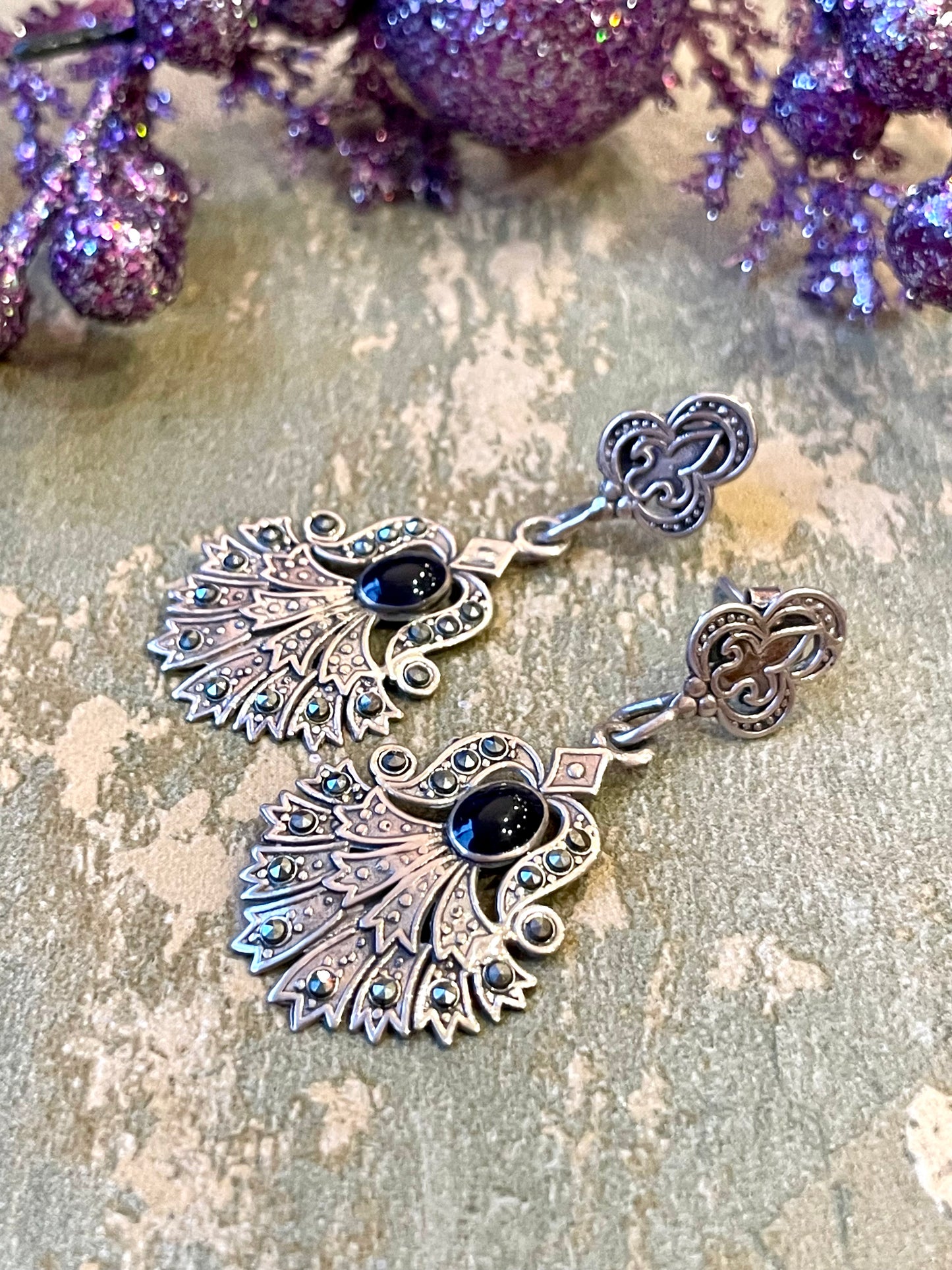 Eleganti orecchini in argento e onice, anni ‘50