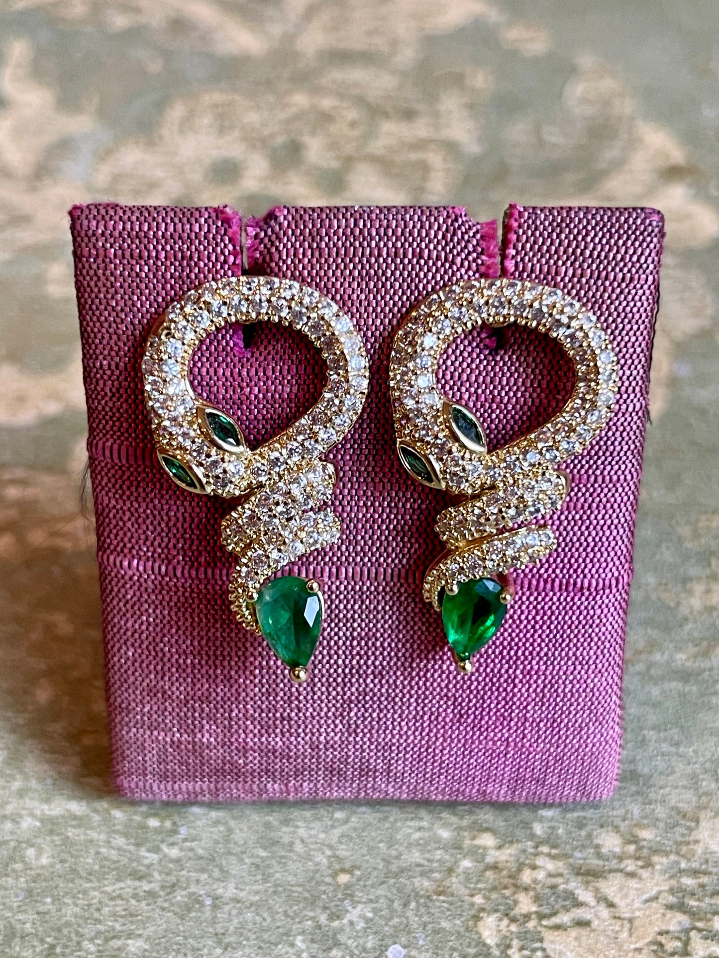 Orecchini con serpente e cristalli, anni ‘80