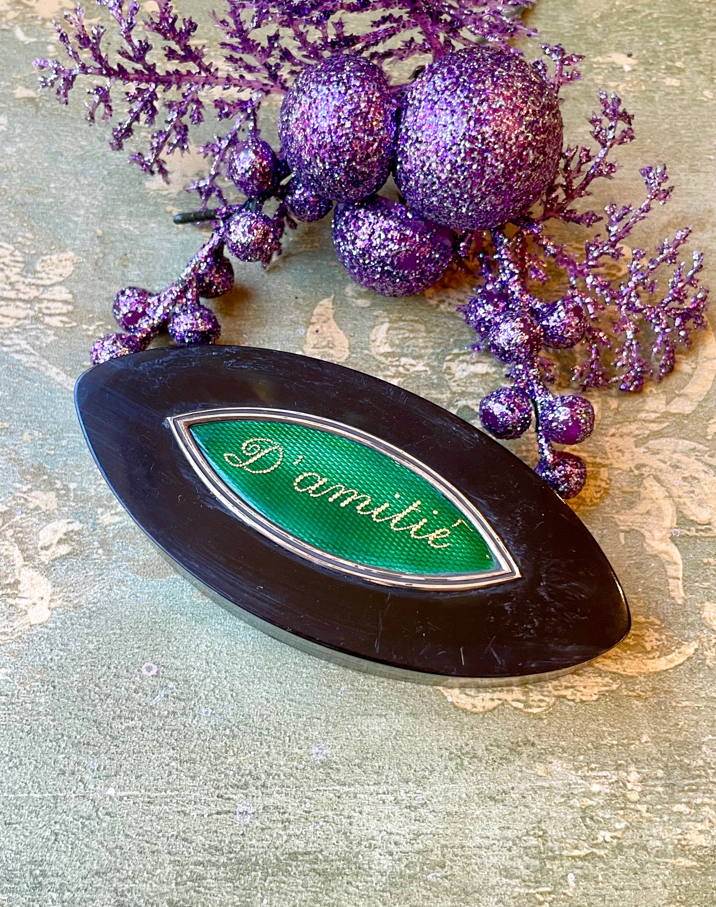 Tabacchiera in smalto e argento con motto “D’amitie’”, Francia 1850/60