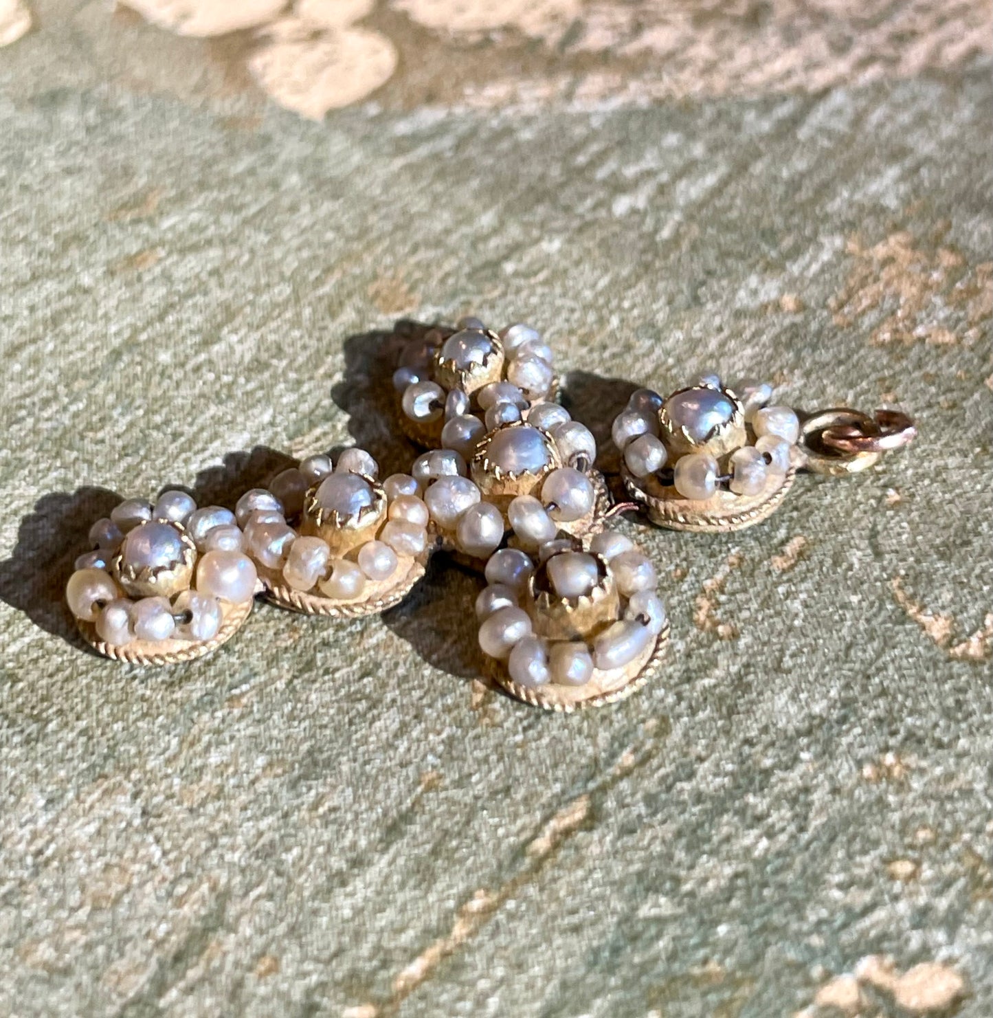 Pendente a forma di croce con microperle, epoca georgiana