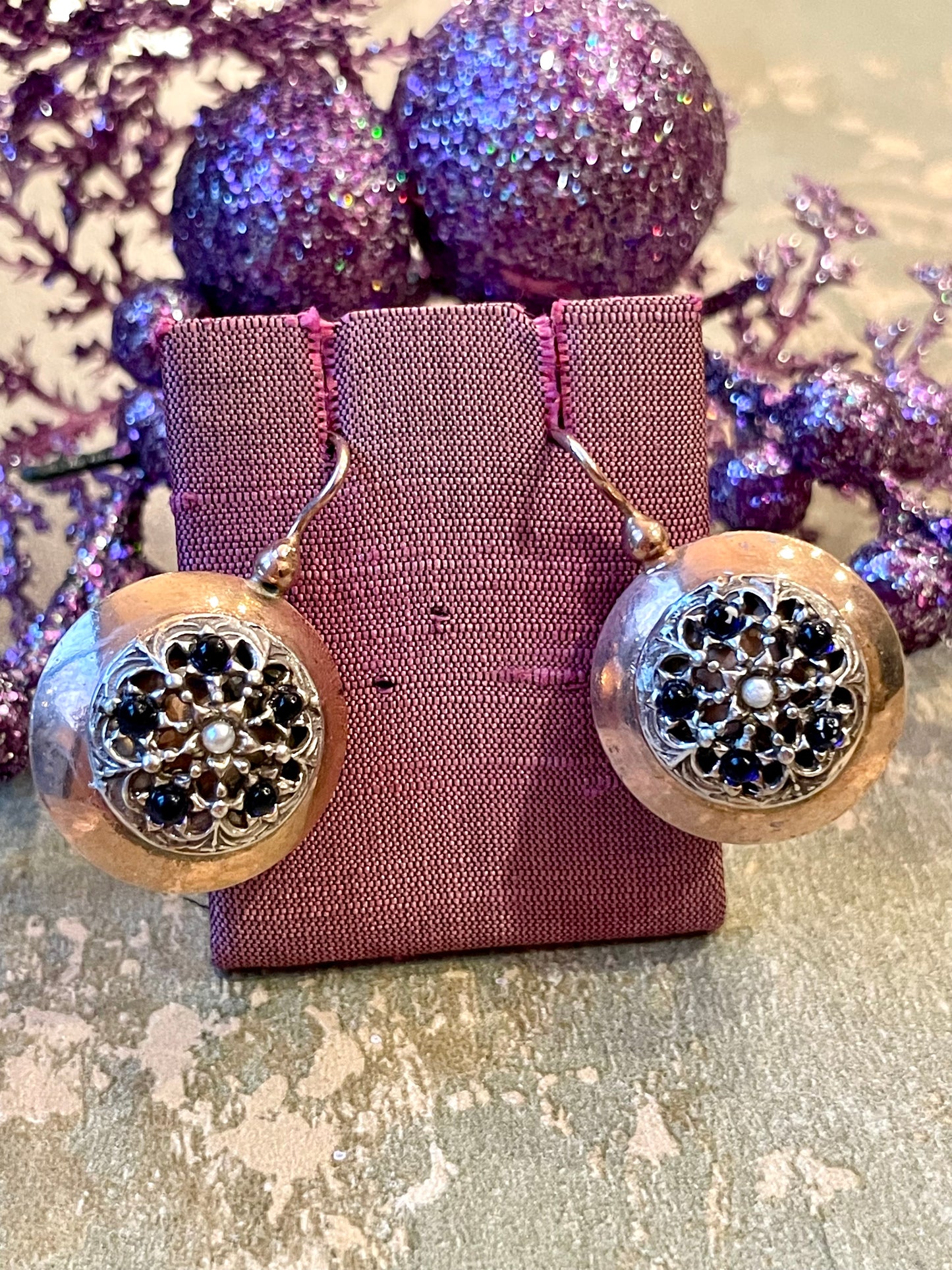 Orecchini in stile borbonico in argento rosa, anni ‘50