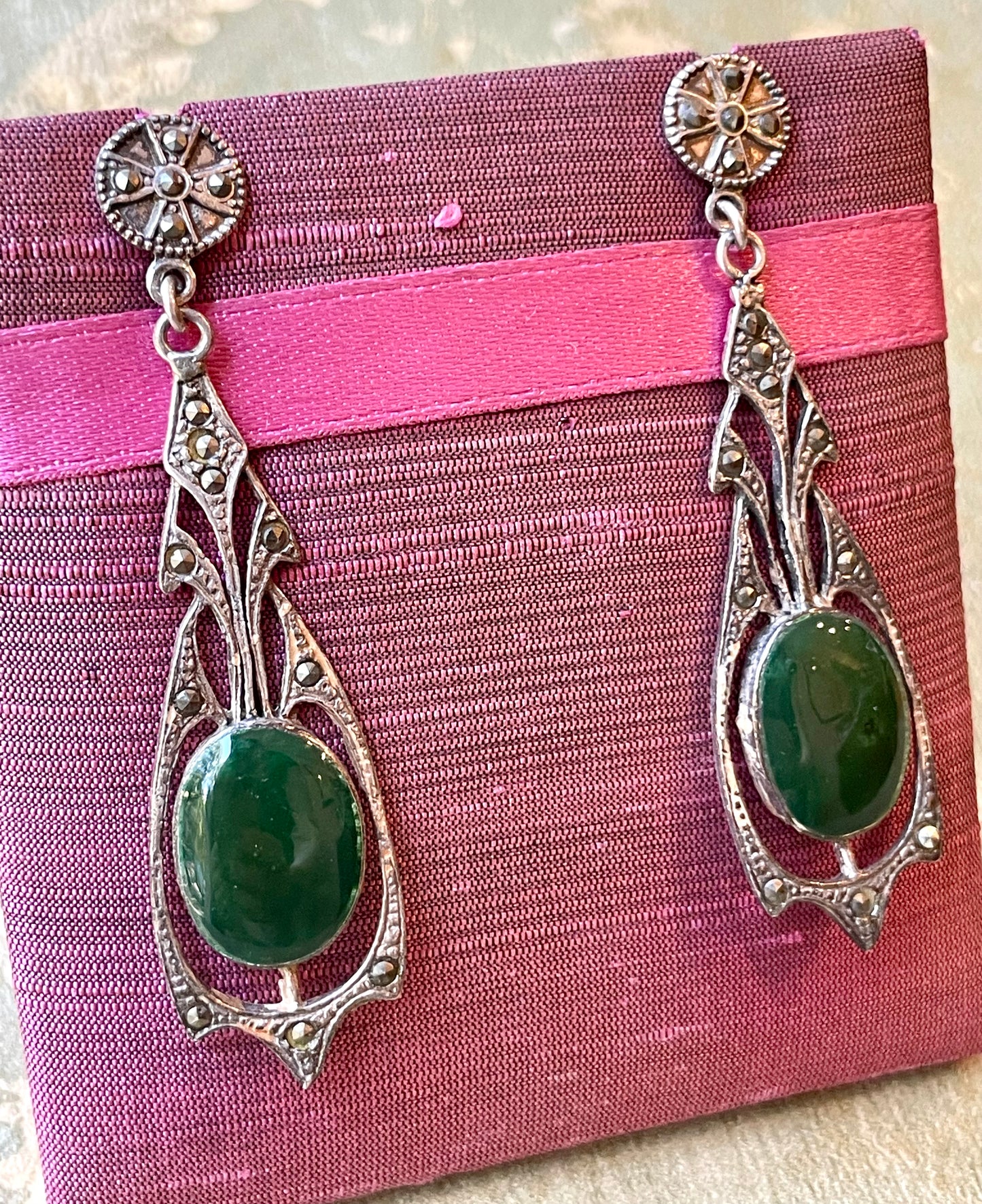 Orecchini Art Nouveau in argento, marcassite e smalto