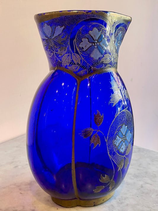 Stupendo vaso Art Nouveau in vetro soffiato color cobalto, T. Legras