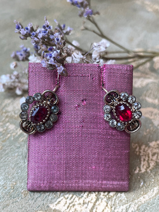 Orecchini dormeuse in argento e cristalli, anni ‘40