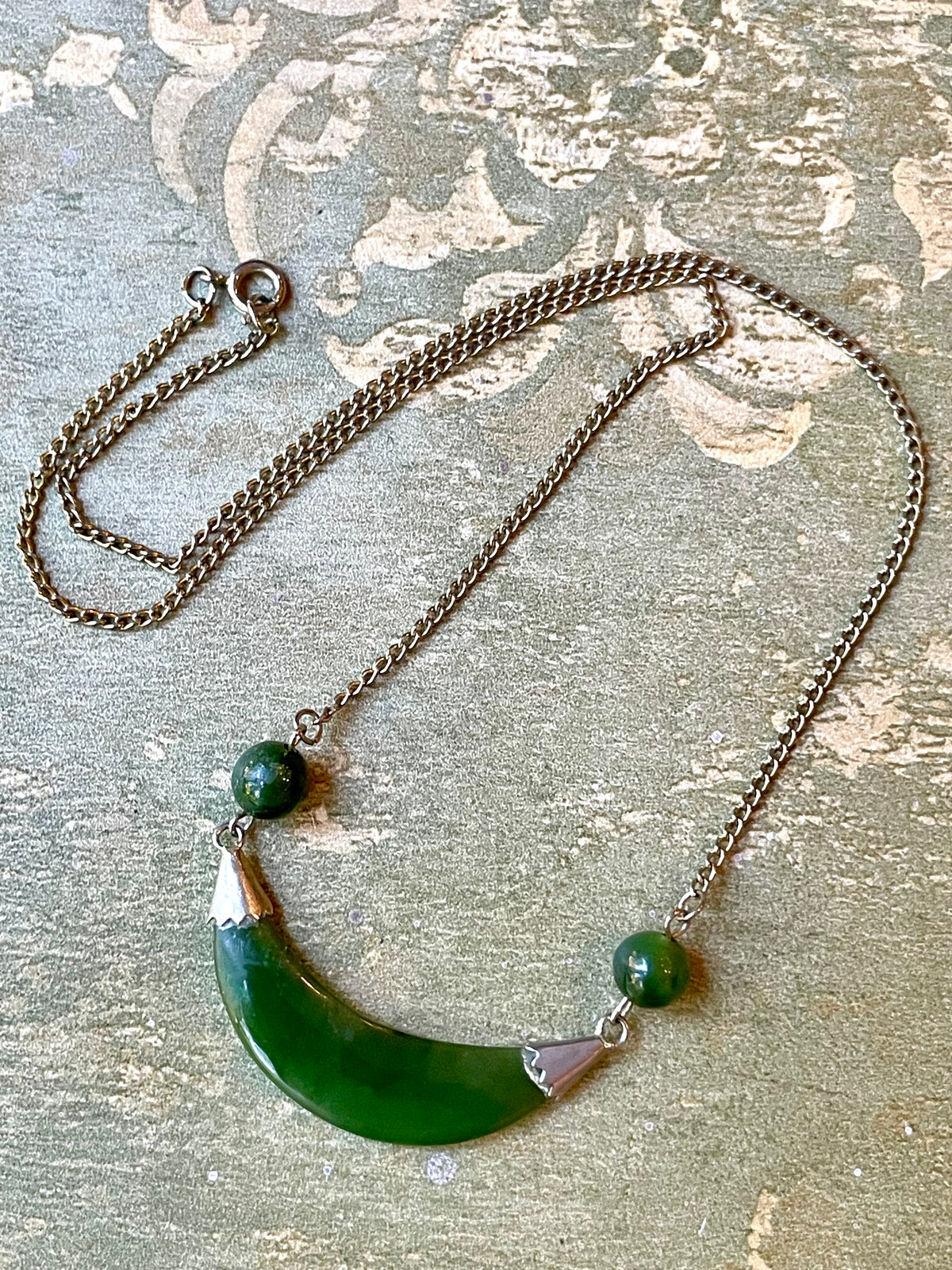 Affascinante collana in argento e nefrite Cowell, anni ‘60/70