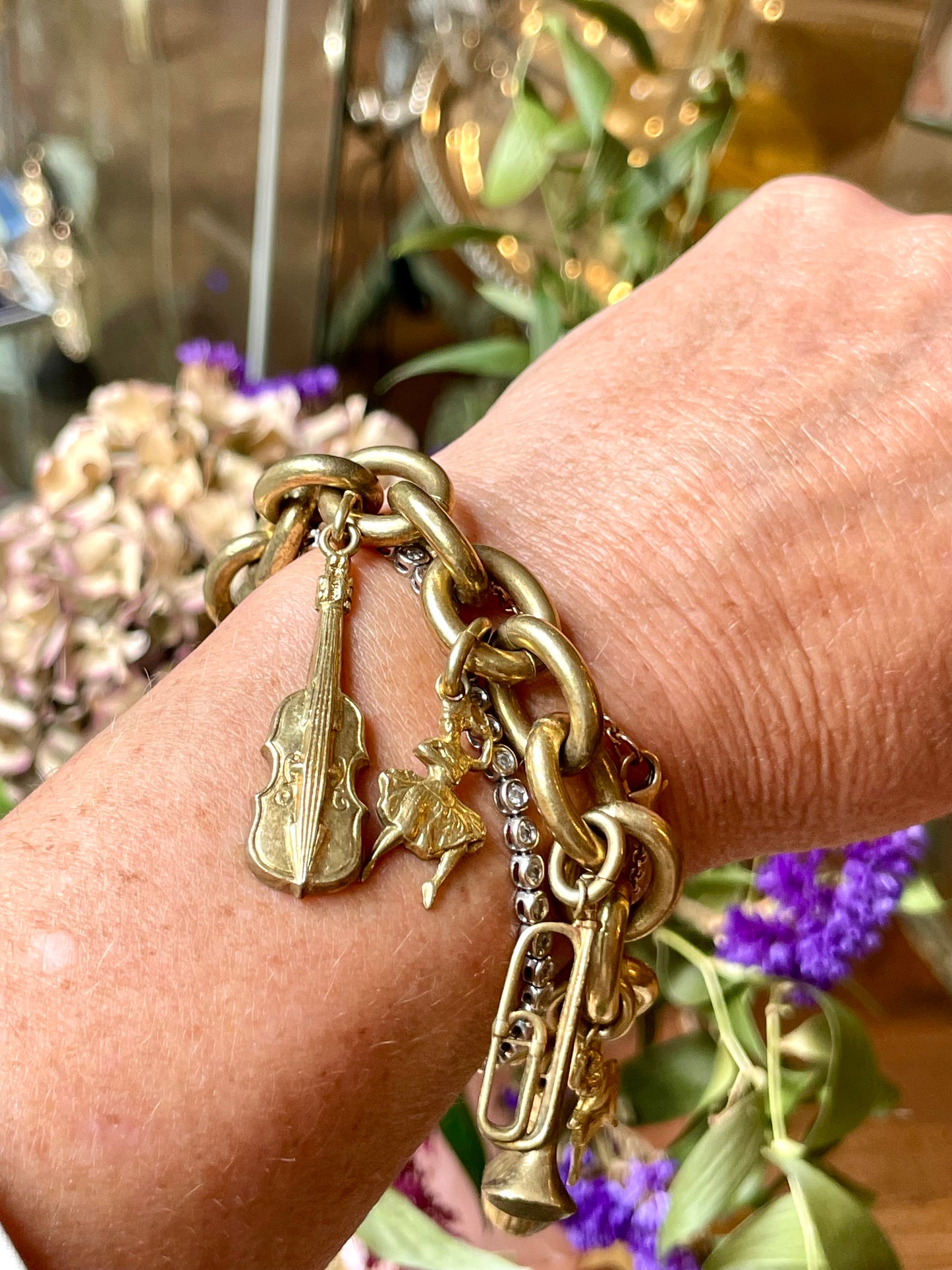 Bracciale Jazz con charms con strumenti musicali, anni ‘50/60