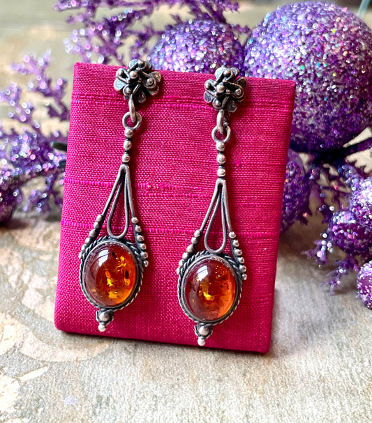 Raffinati orecchini in argento e ambra, anni ‘50