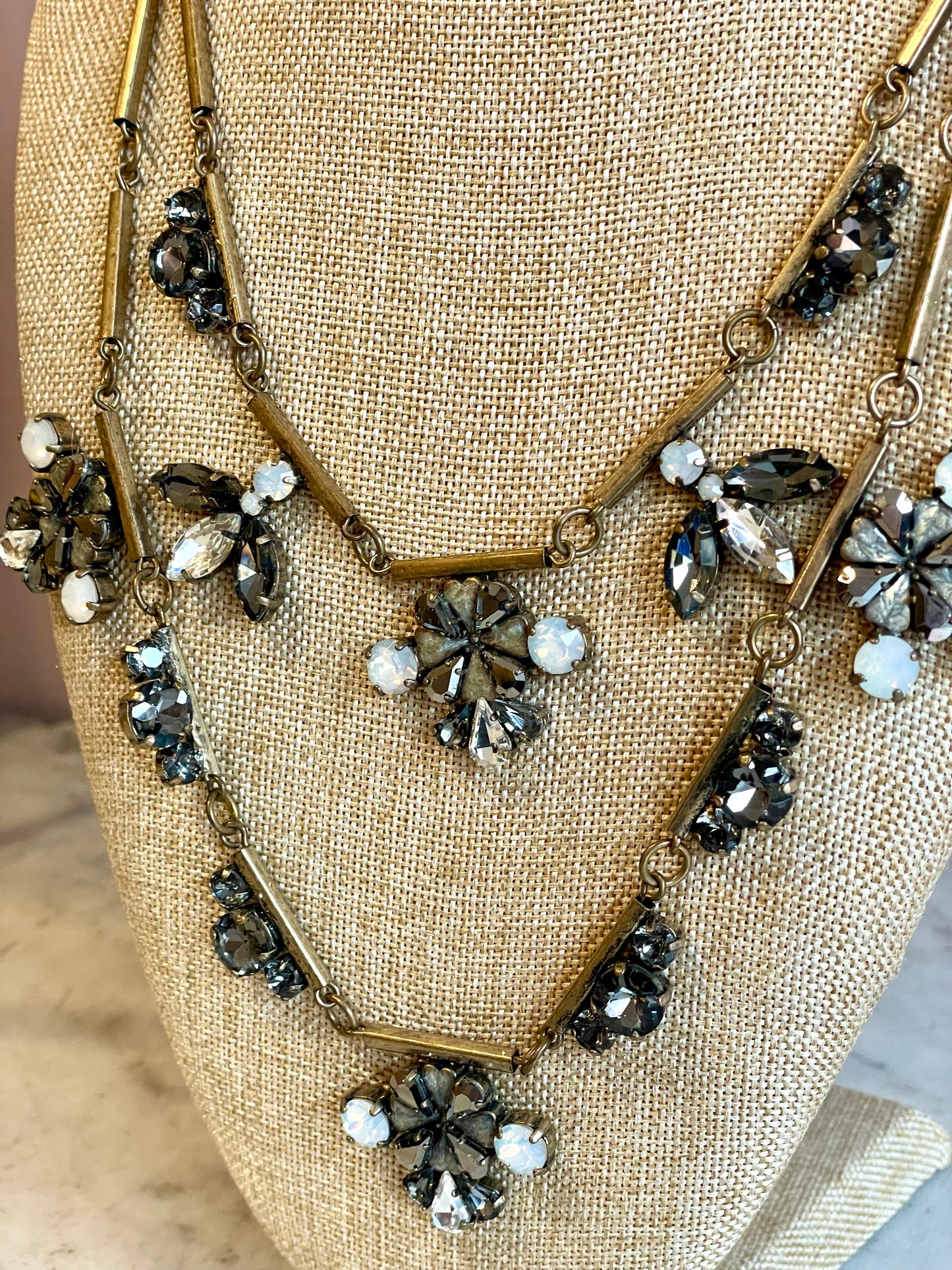 Stupenda collana con fiocchi di neve, anni ‘50/60