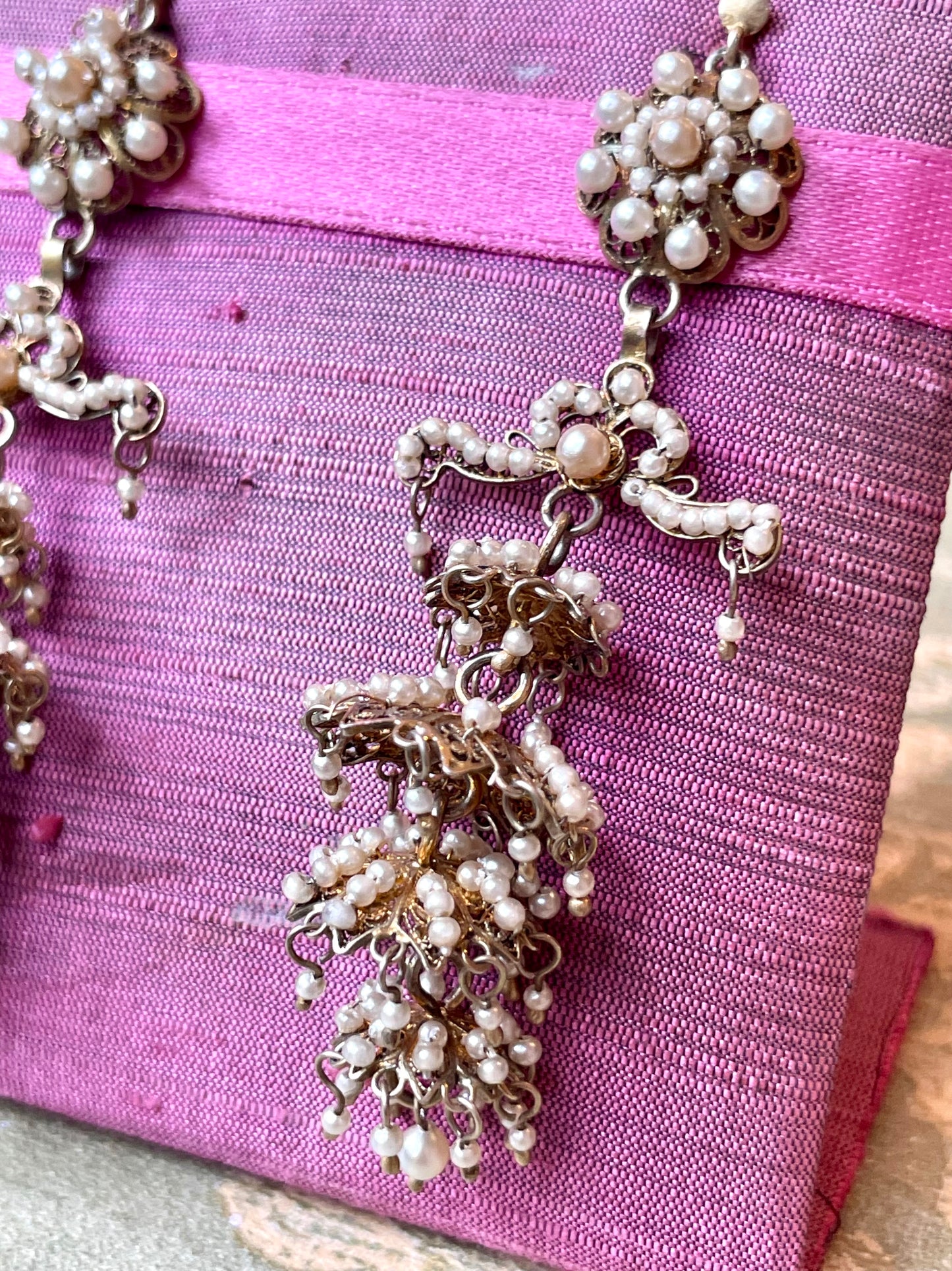 Orecchini tremblant in vermeil e perle, epoca vittoriana