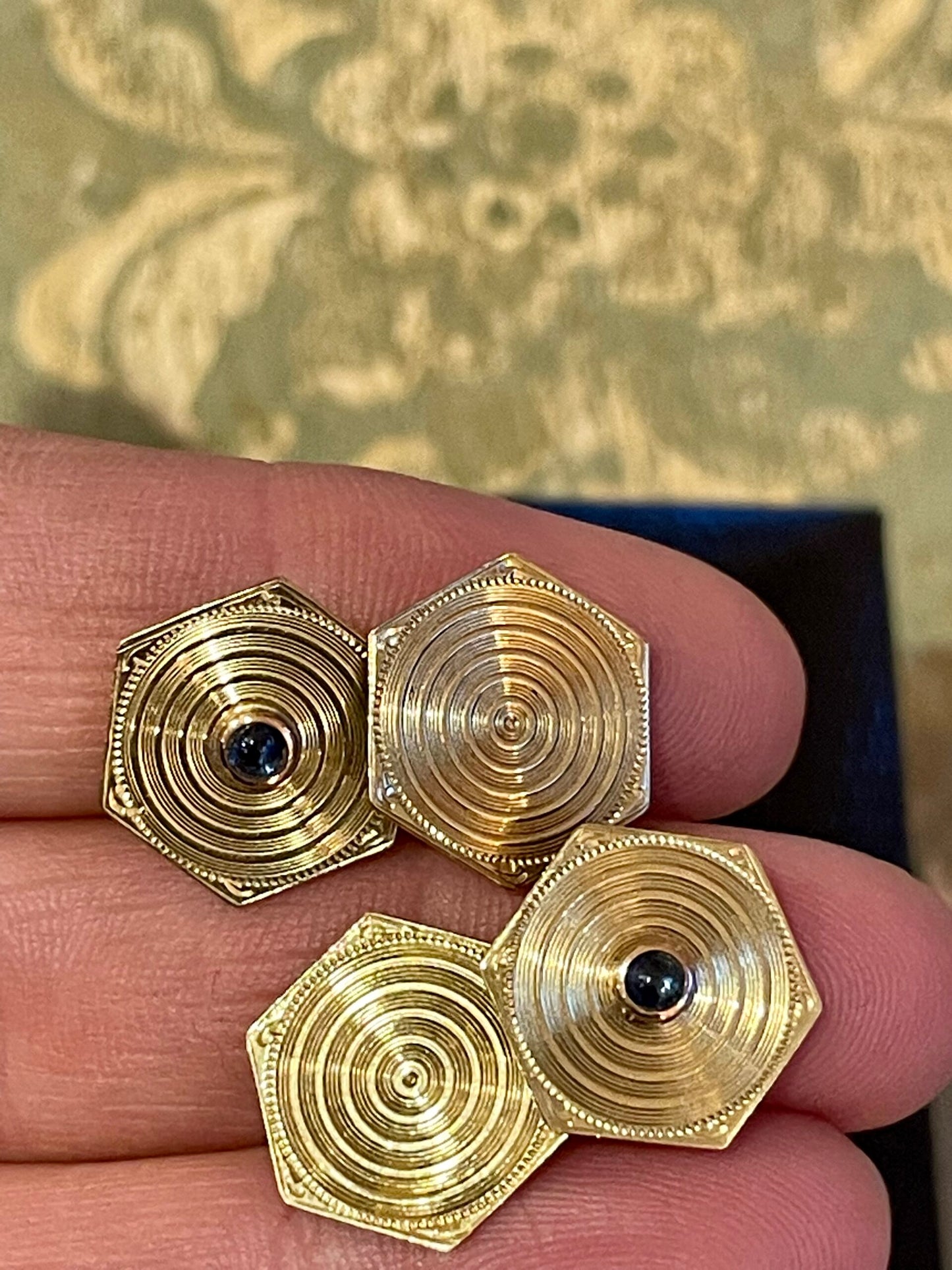 Double octagonal cufflinks, with sapphires, 1930s/40s