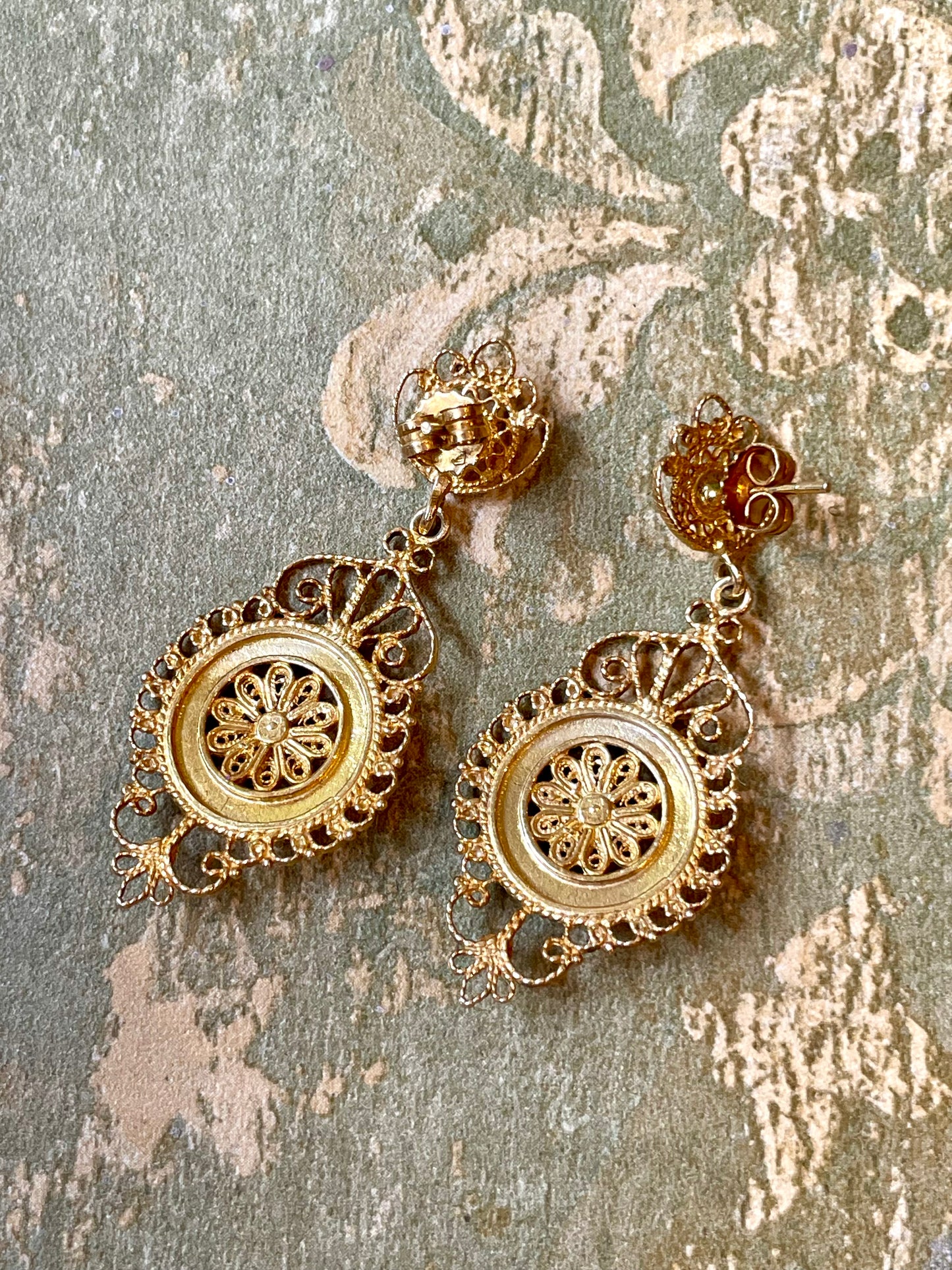 Raffinati orecchini in argento vermeil e perle, stile Direttorio