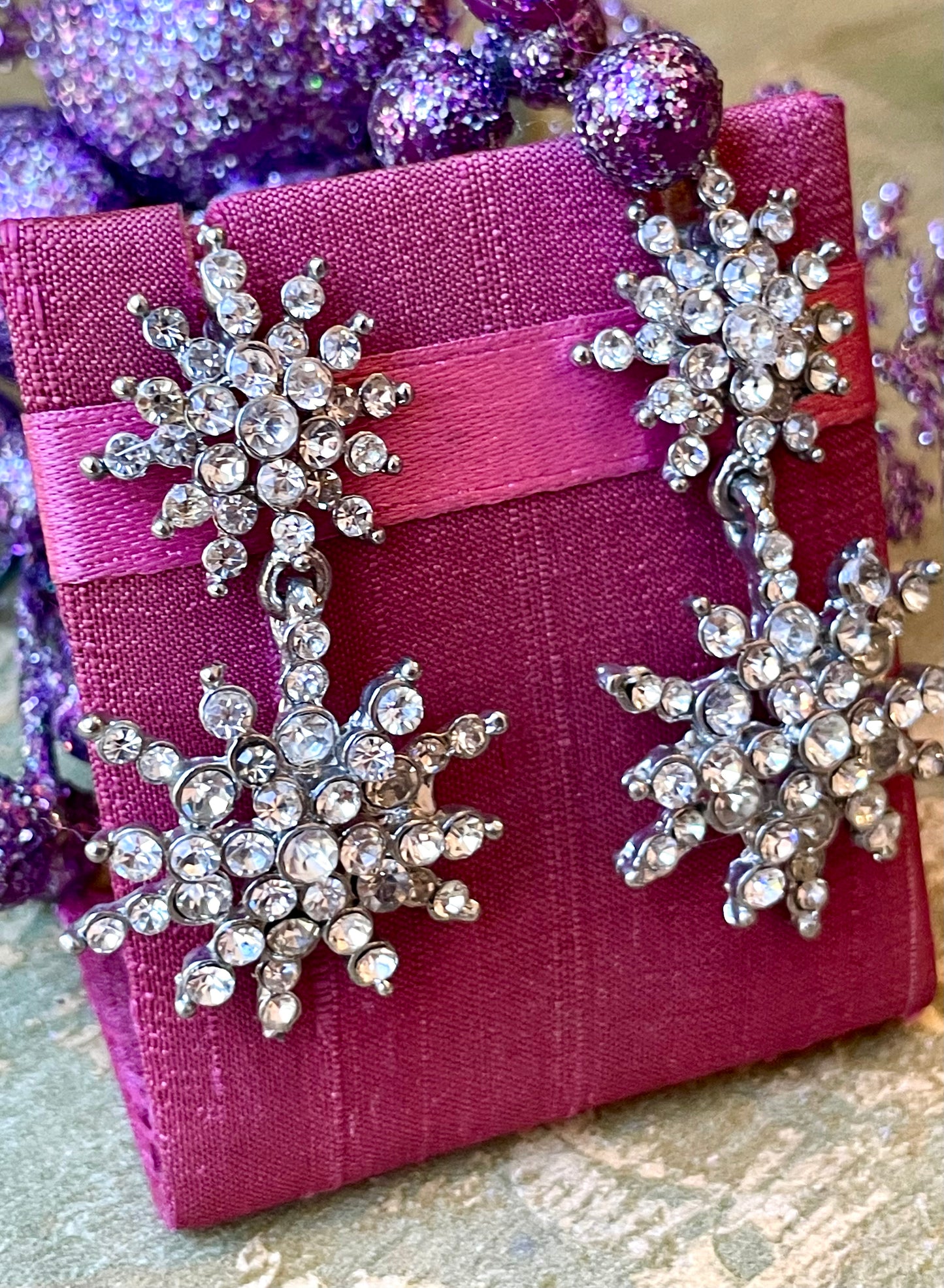 Orecchini pendenti Stella di neve, anni ‘80