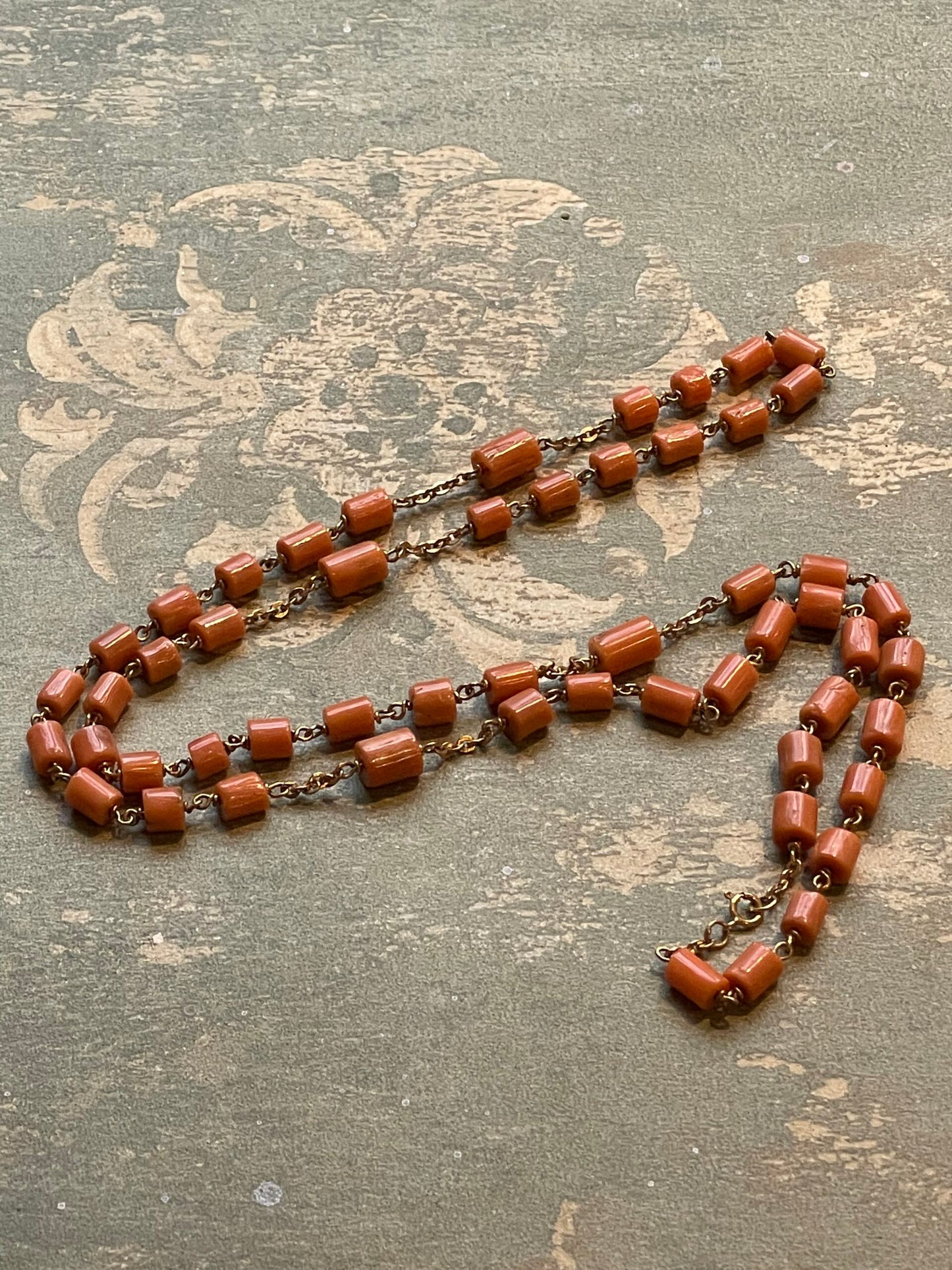 Rosary necklace with coral logs, early 1900s