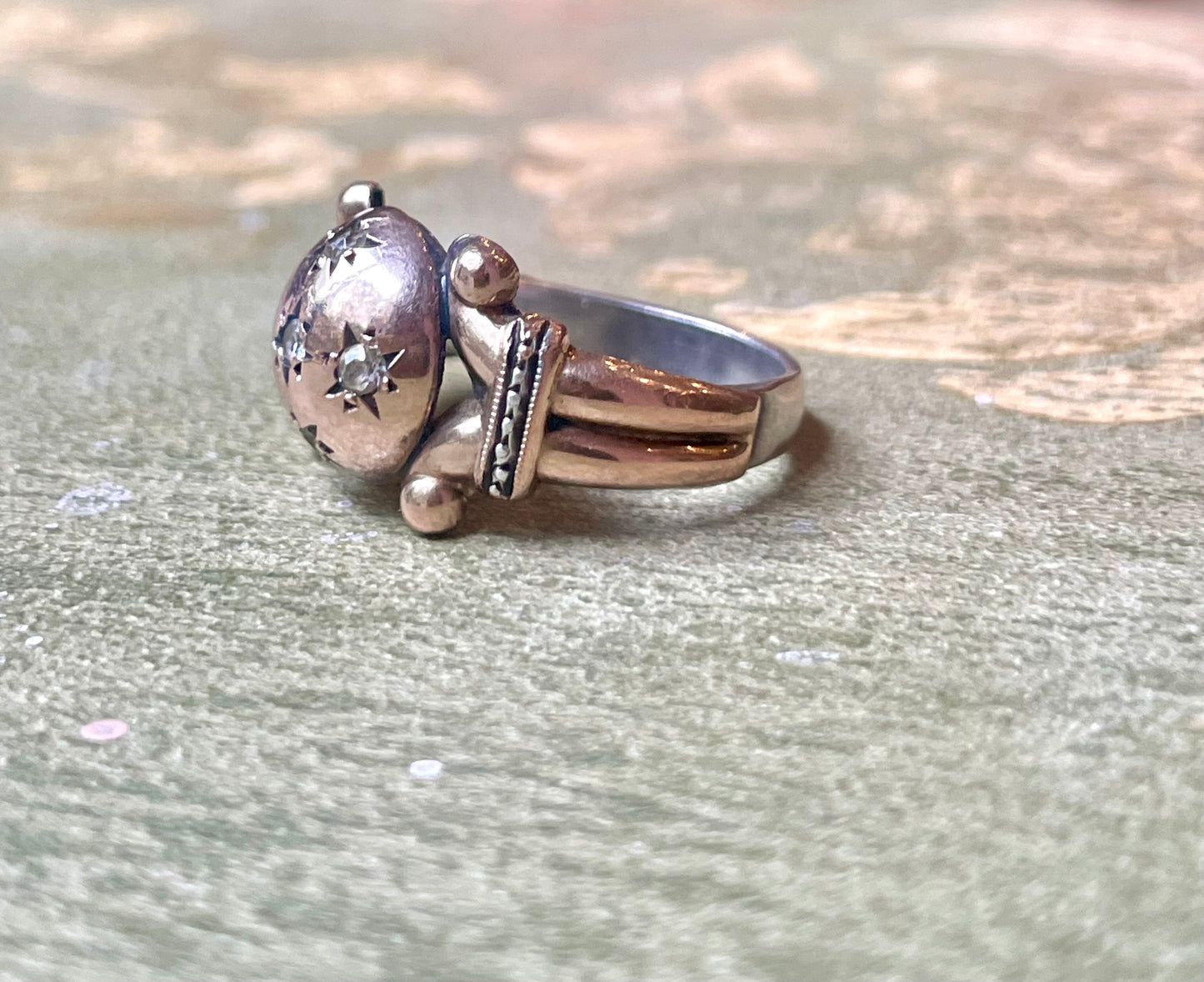 Elegante anello a palloncino in argento vermeil, Francia, 1940/50