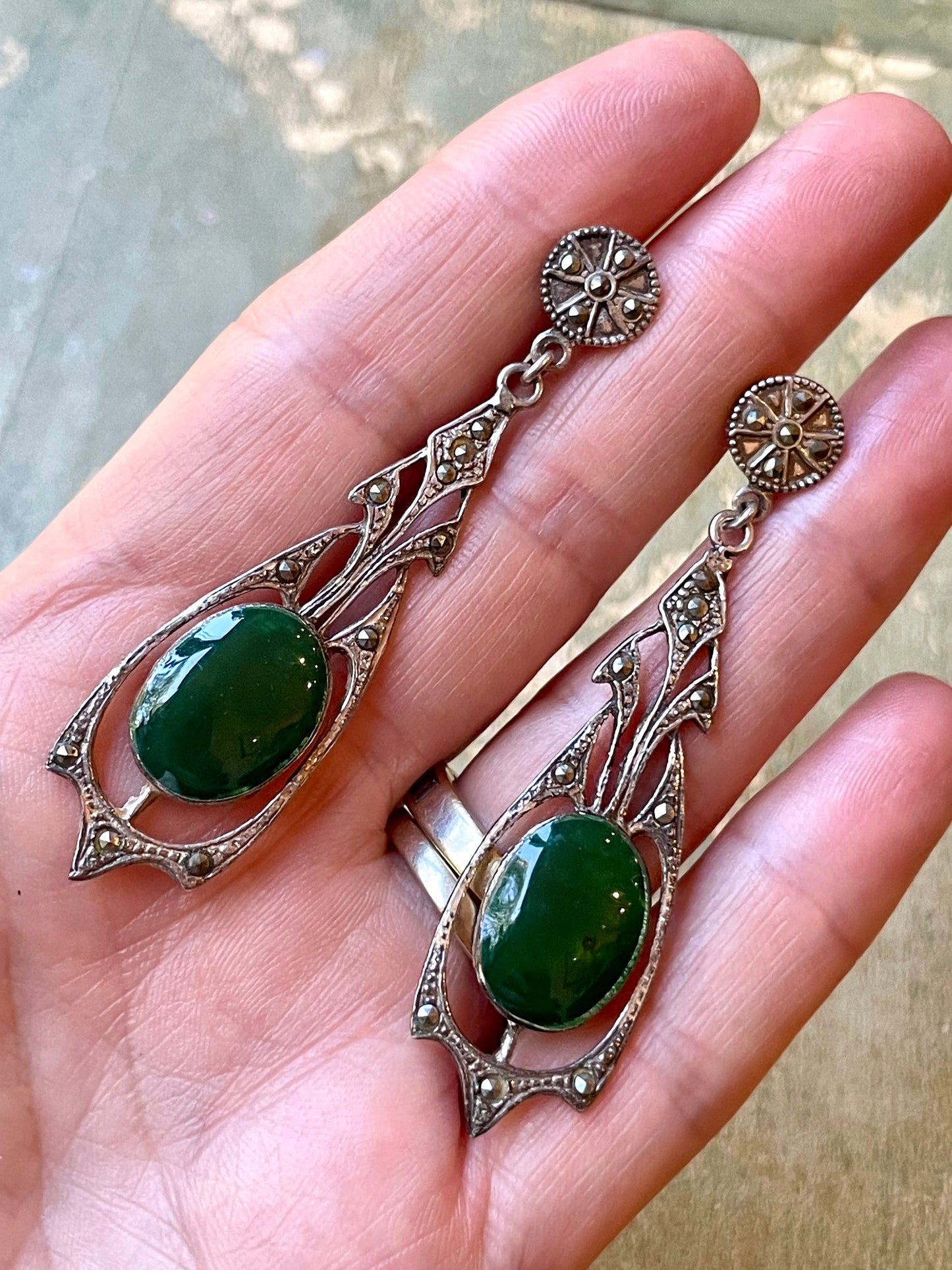 Orecchini Art Nouveau in argento, marcassite e smalto