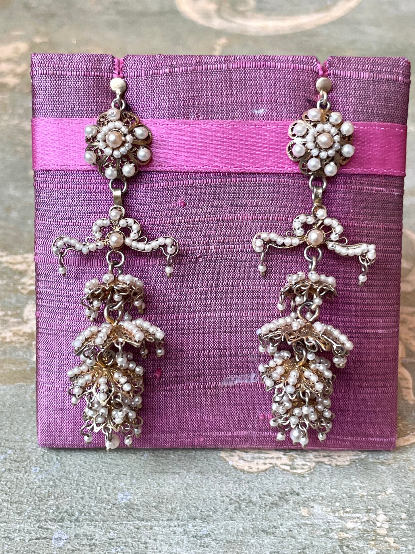 Orecchini tremblant in vermeil e perle, epoca vittoriana