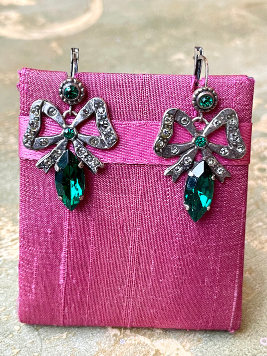 Orecchini Fiocchi con strass verdi, anni ‘50