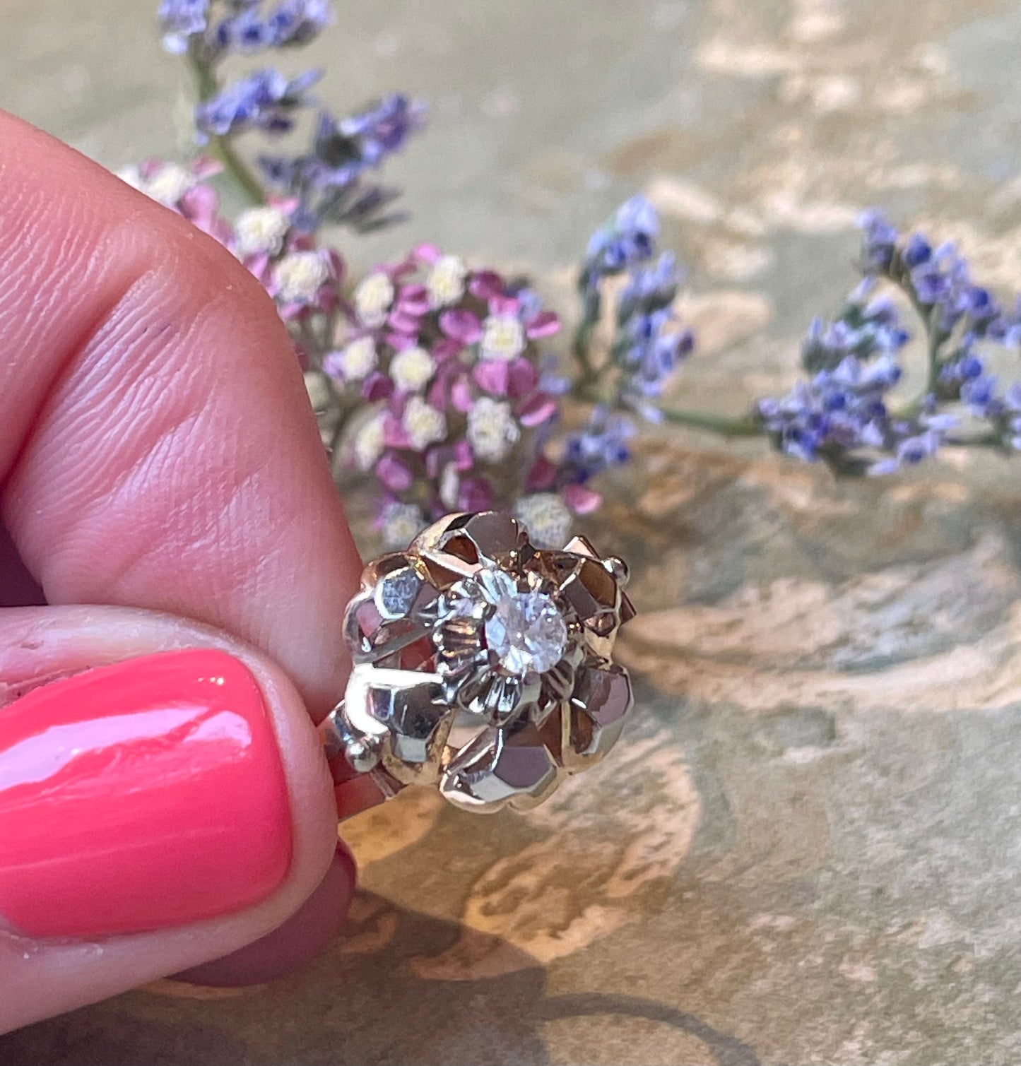 Affascinante cocktail ring con diamante, anni ‘40