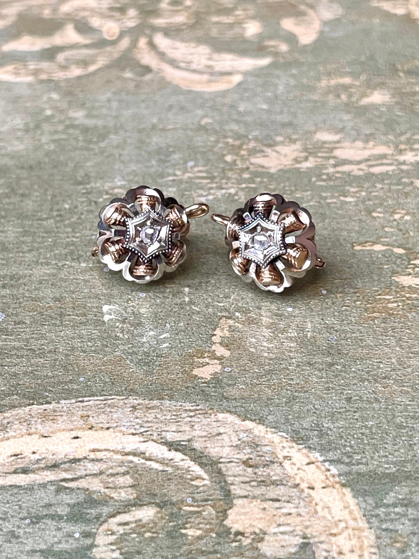 Indimenticabili orecchini con diamanti, anni ‘40/50