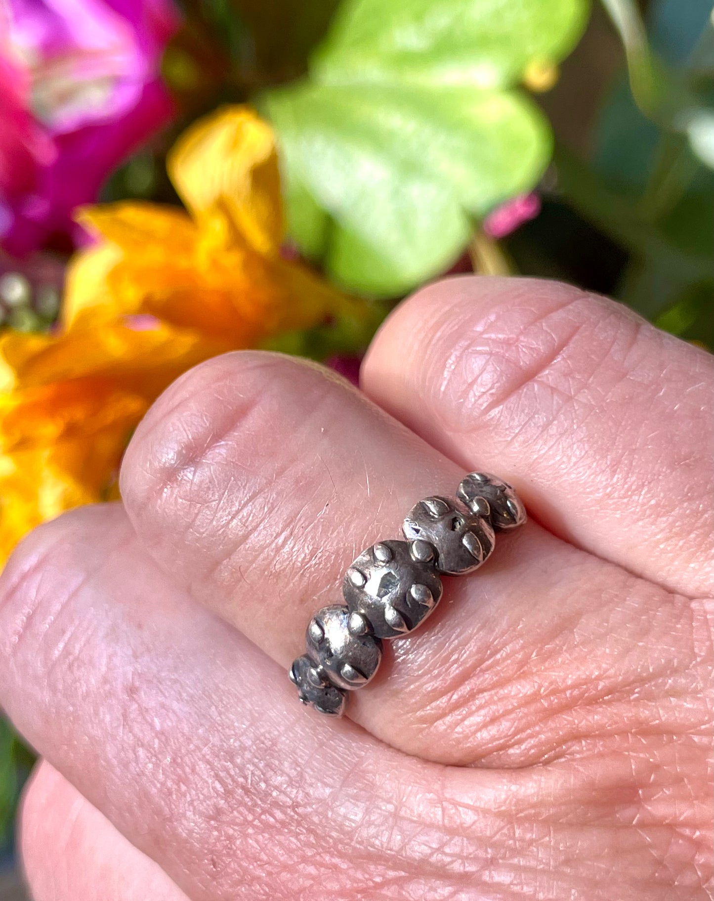 Cluster ring in argento, oro e rosette di diamanti, epoca georgiana