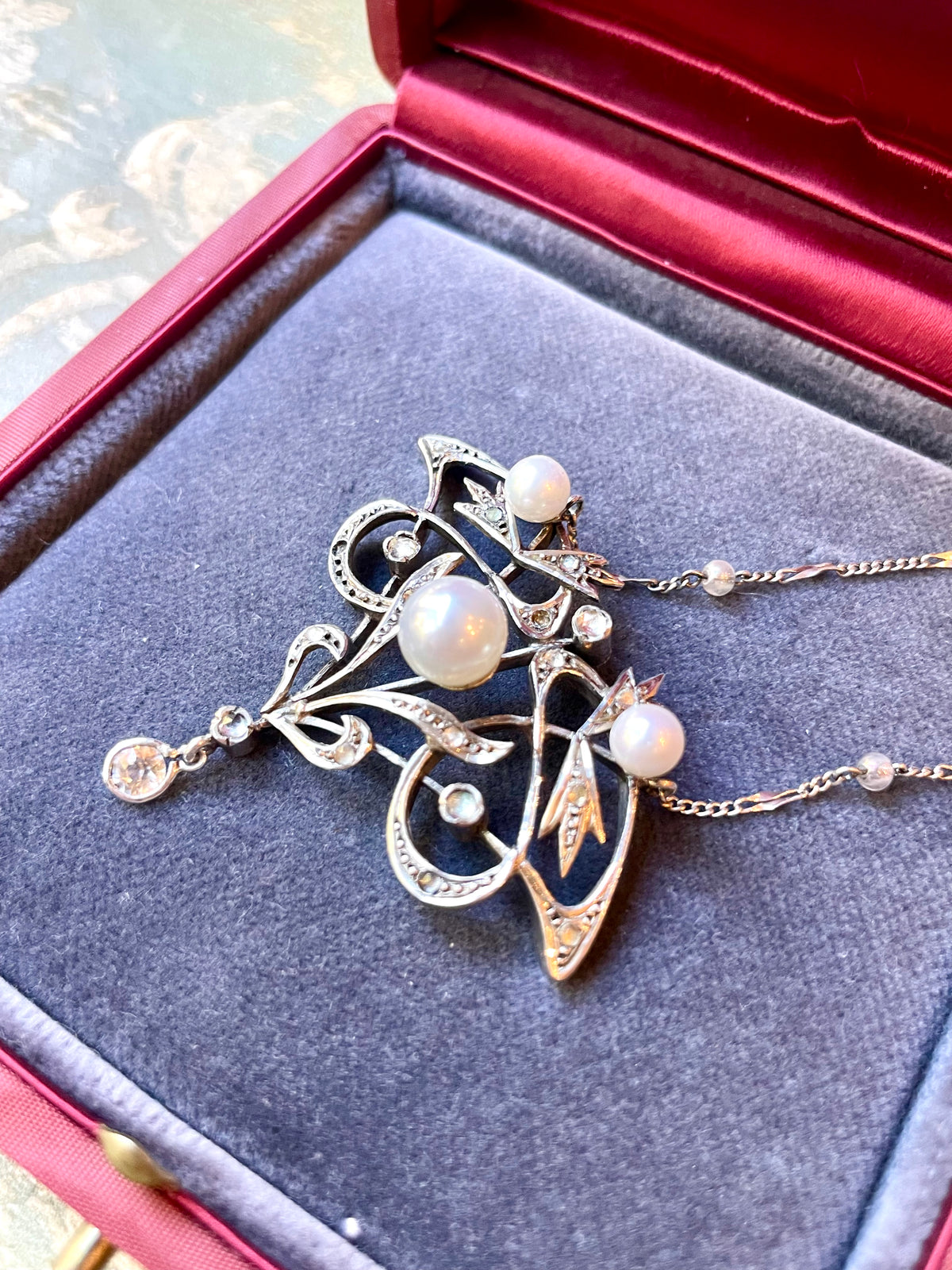 Incantevole collana Lavalier in argento e perle, Art Nouveau