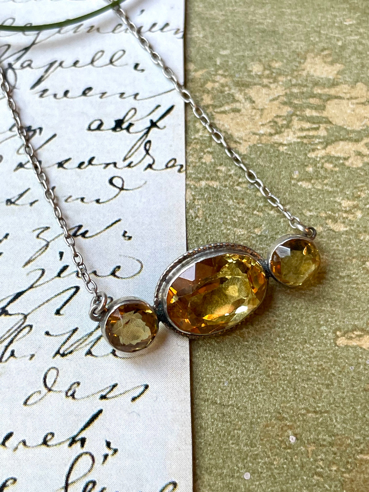 Magnifico girocollo Lavalier in argento e quarzi citrini, 1910/20