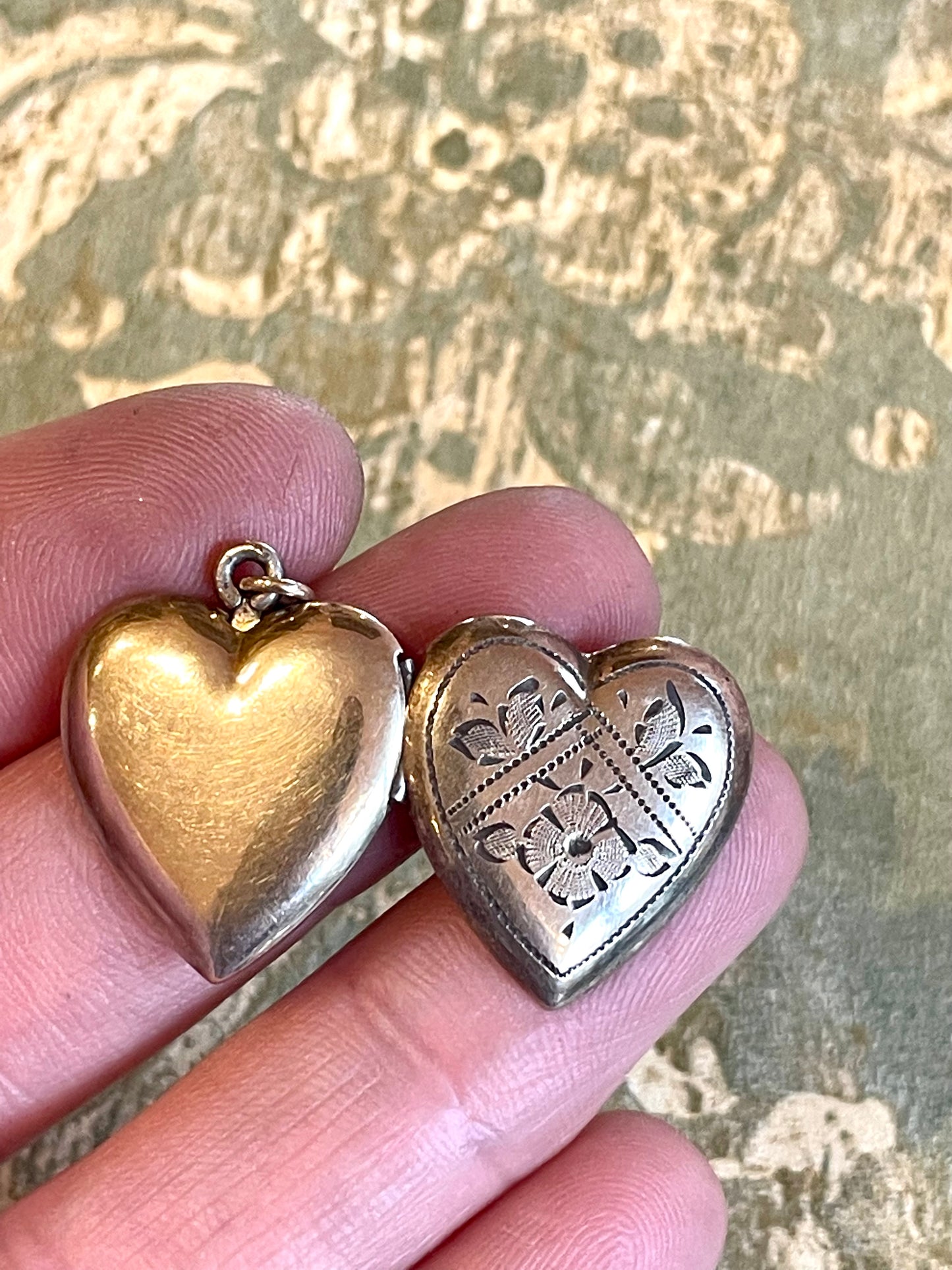 Romantico locket doppio in filled gold, epoca vittoriana